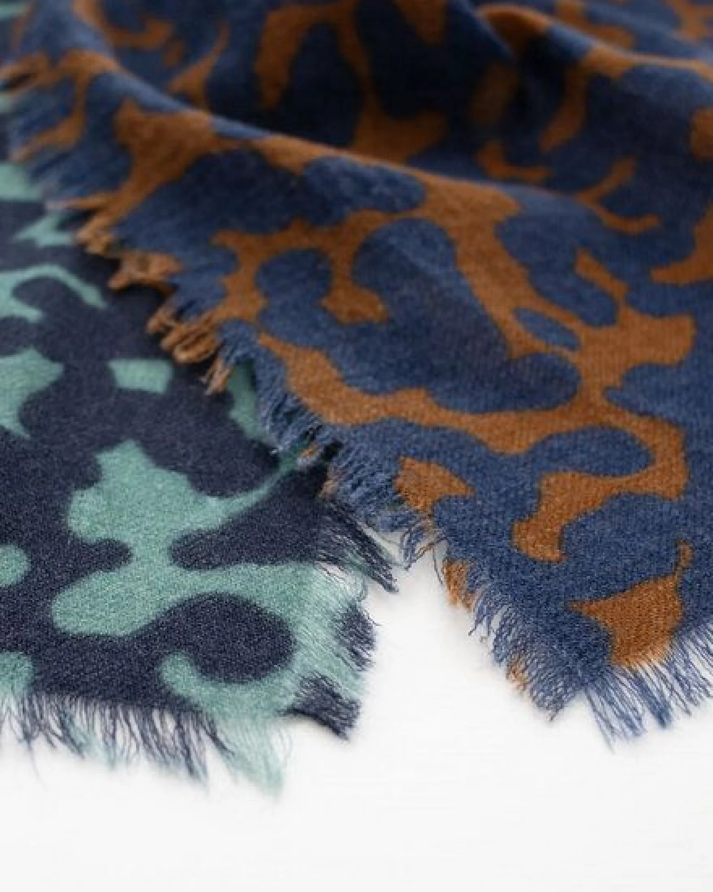 Djian Schal aus Merino-Wolle – EDDA – mulesingfrei – Ansicht 4