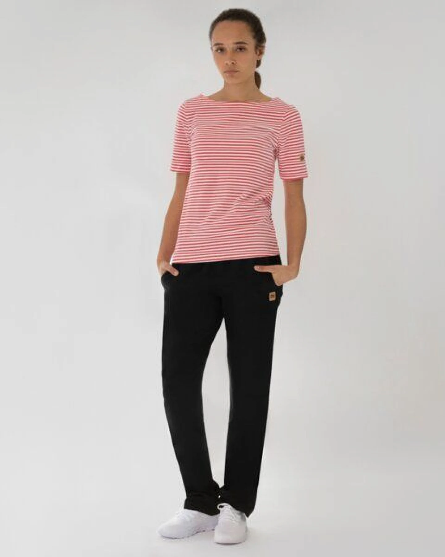 TAO Sportswear Kühlende Damen Freizeithose ANNI mit integrierter Antipilling-Ausrüstung – Ansicht 4
