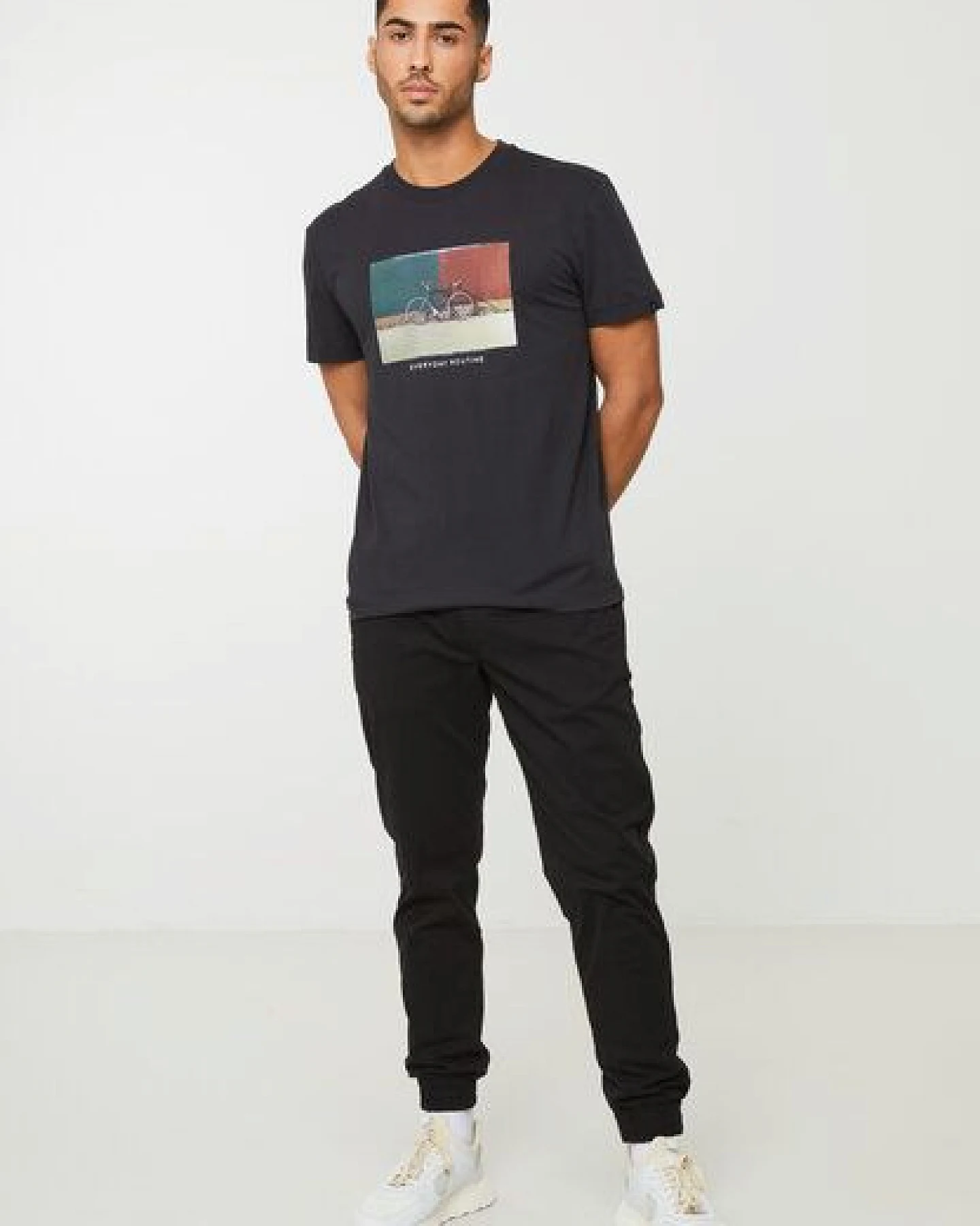 Herren T-Shirt aus Bio-Baumwolle - AGAVE BIKE WALL - recolution – Ansicht 4