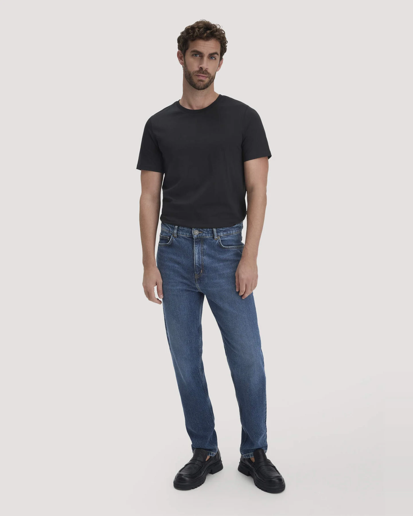hessnatur Herren T-Shirt Regular aus Regenerative Organic Cotton (ROC) - schwarz - Größe 52 – Ansicht 2