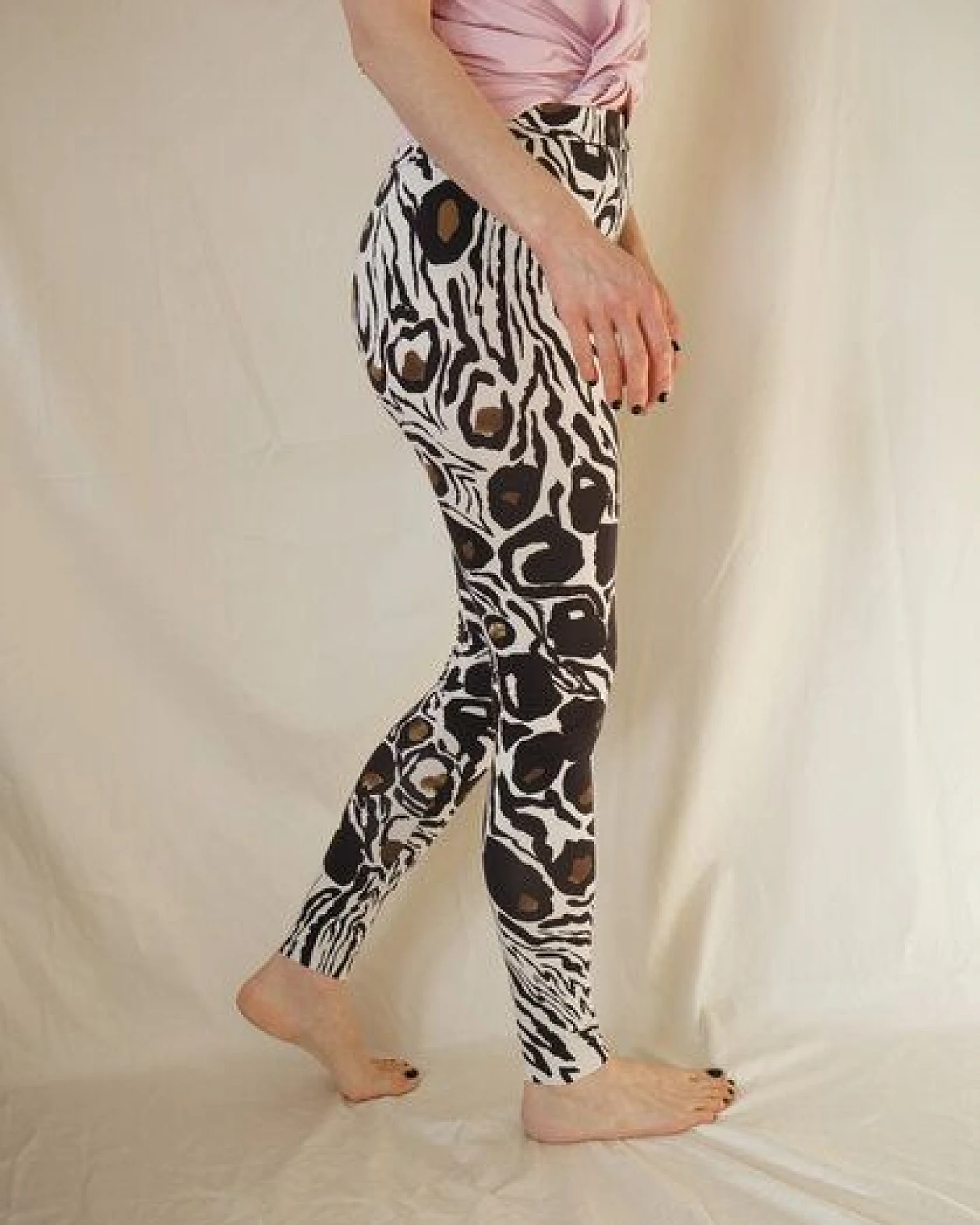 Lena Schokolade Animal Leggings aus Bio-Baumwolle – Ansicht 3