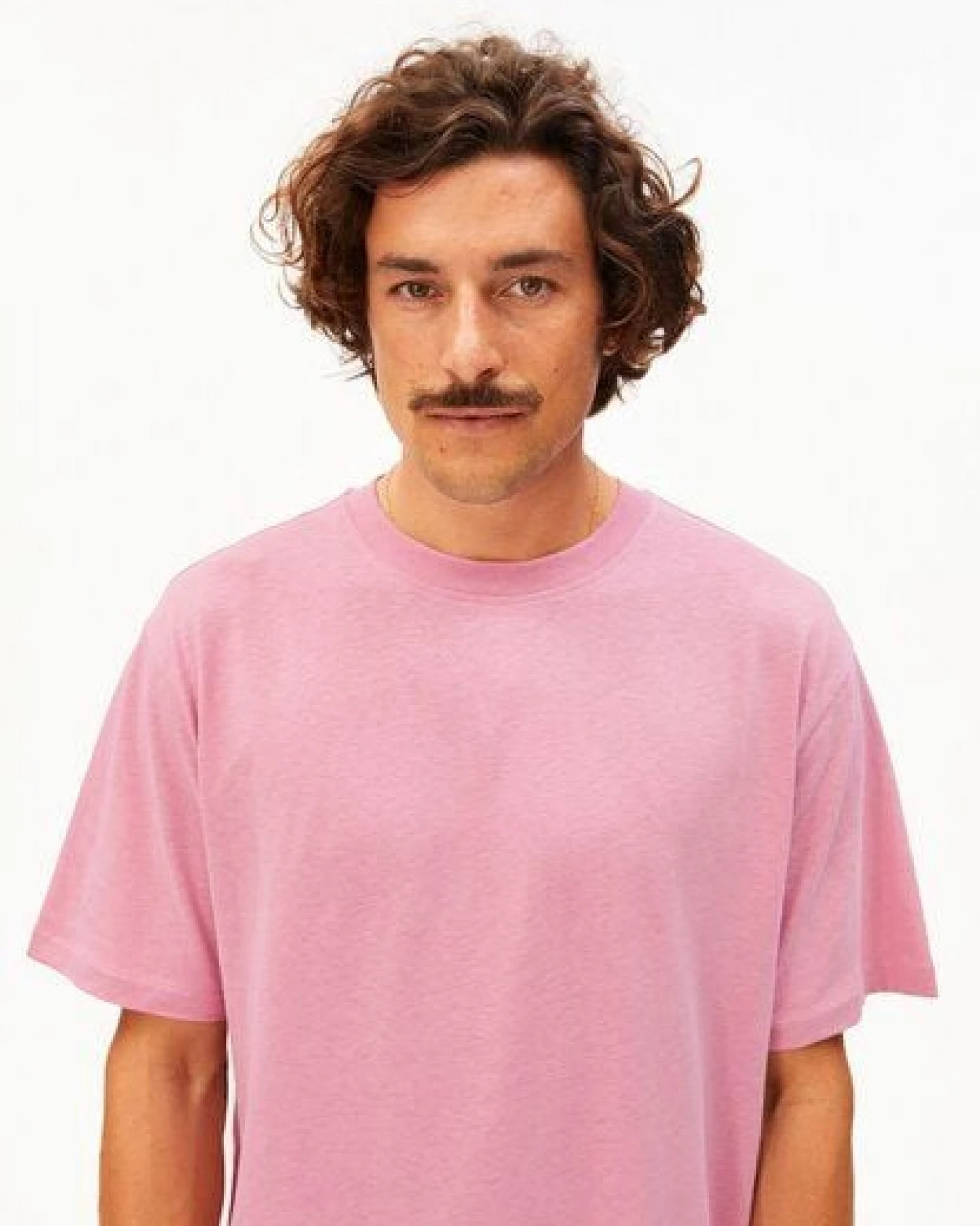 ARMEDANGELS MAARKOS LINEN Herren T-Shirt aus Baumwoll-Leinen-Mix – Ansicht 3