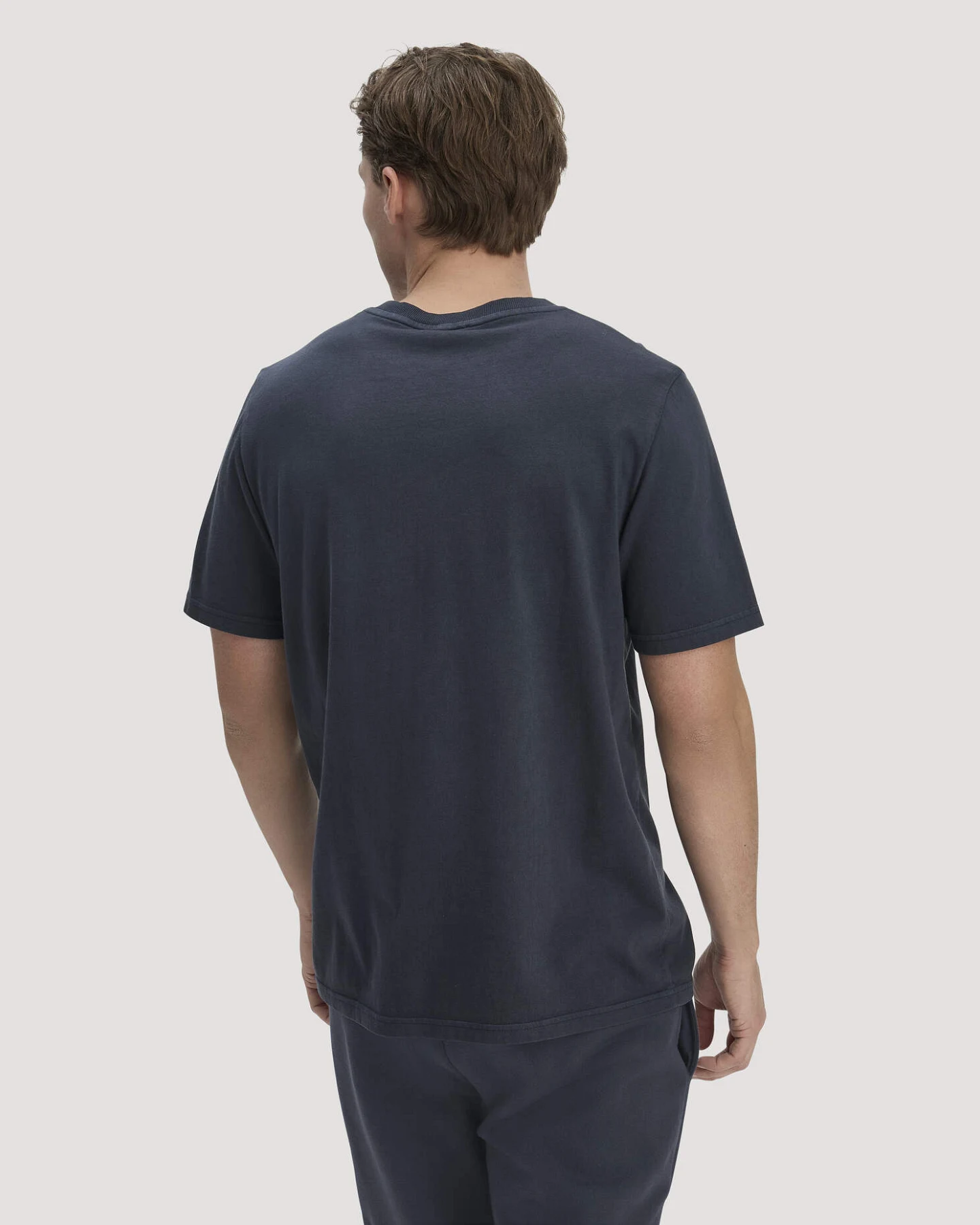 hessnatur Herren Heavy Jersey Shirt Relaxed aus Bio-Baumwolle - blau - Größe 46 – Ansicht 3
