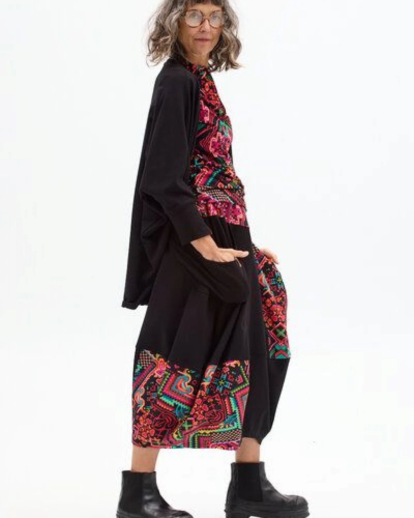 Stripe Cardigan – Cape – Jäckchen – Oversize aus Modalmix – fair produziert in EU – KOKOworld Print – Ansicht 3