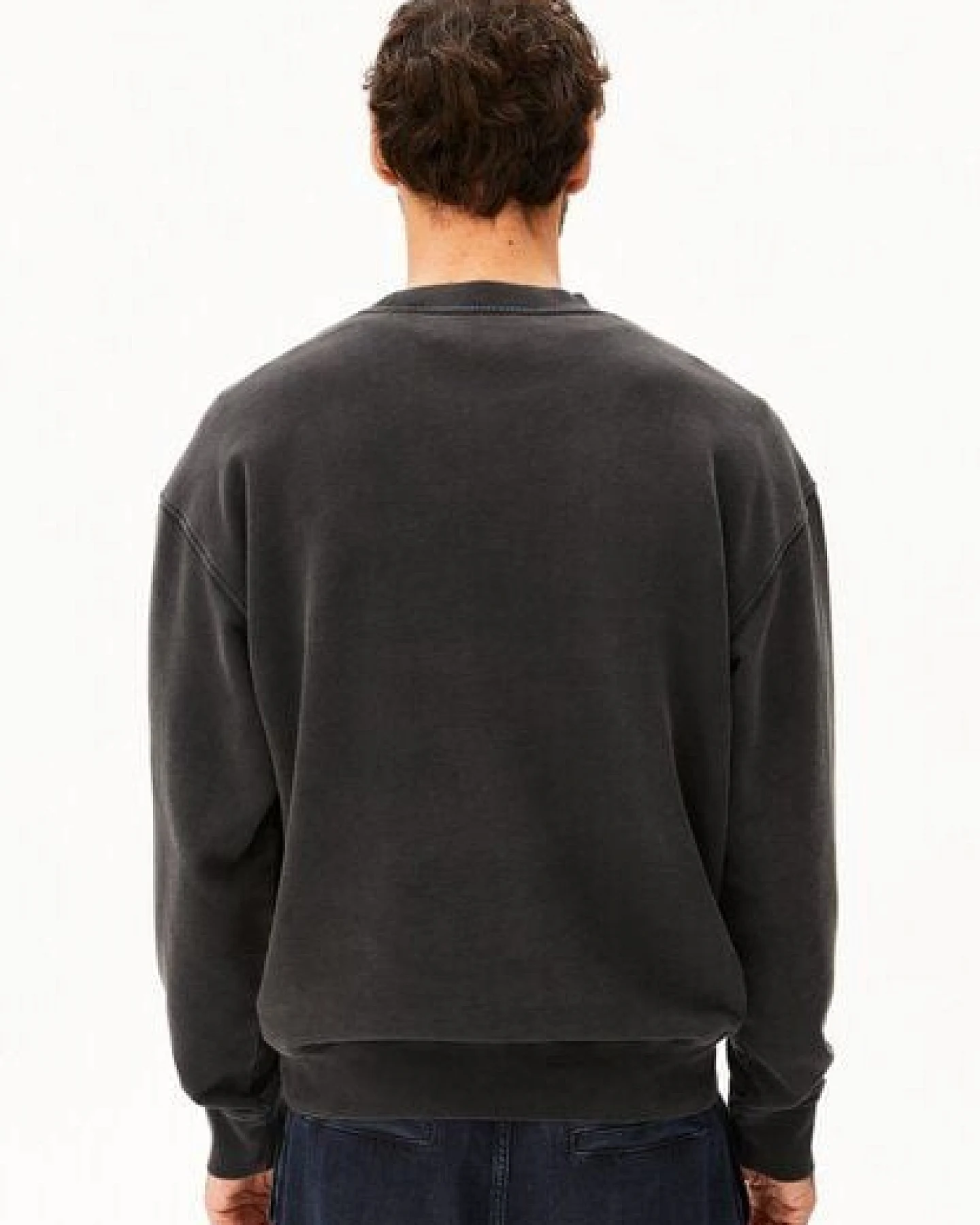 ARMEDANGELS ICONIC Å GMT DYE Herren Pullover aus Bio-Baumwolle – Ansicht 2