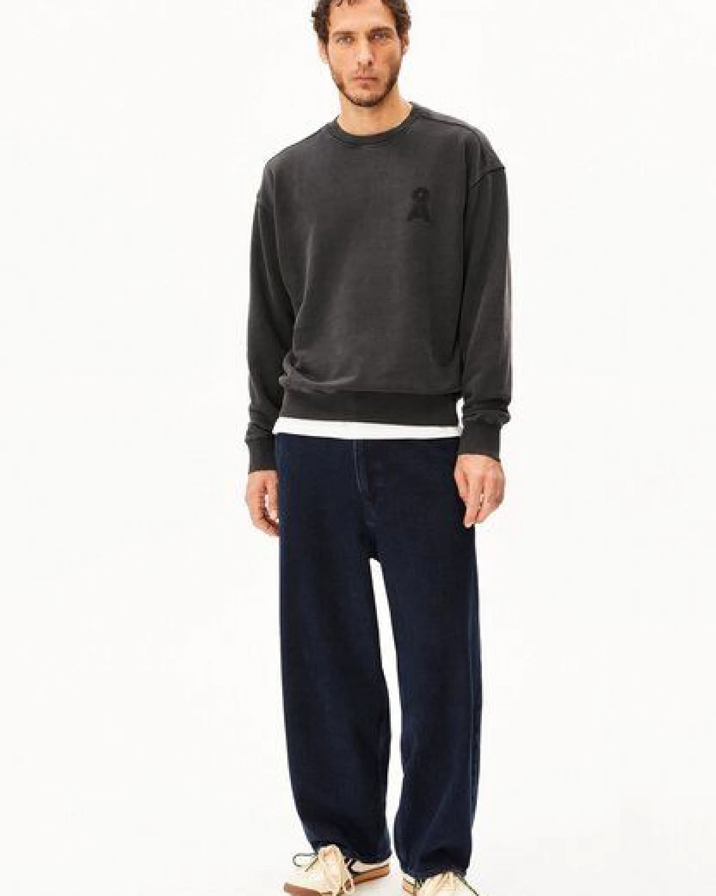ARMEDANGELS ICONIC Å GMT DYE Herren Pullover aus Bio-Baumwolle – Ansicht 4