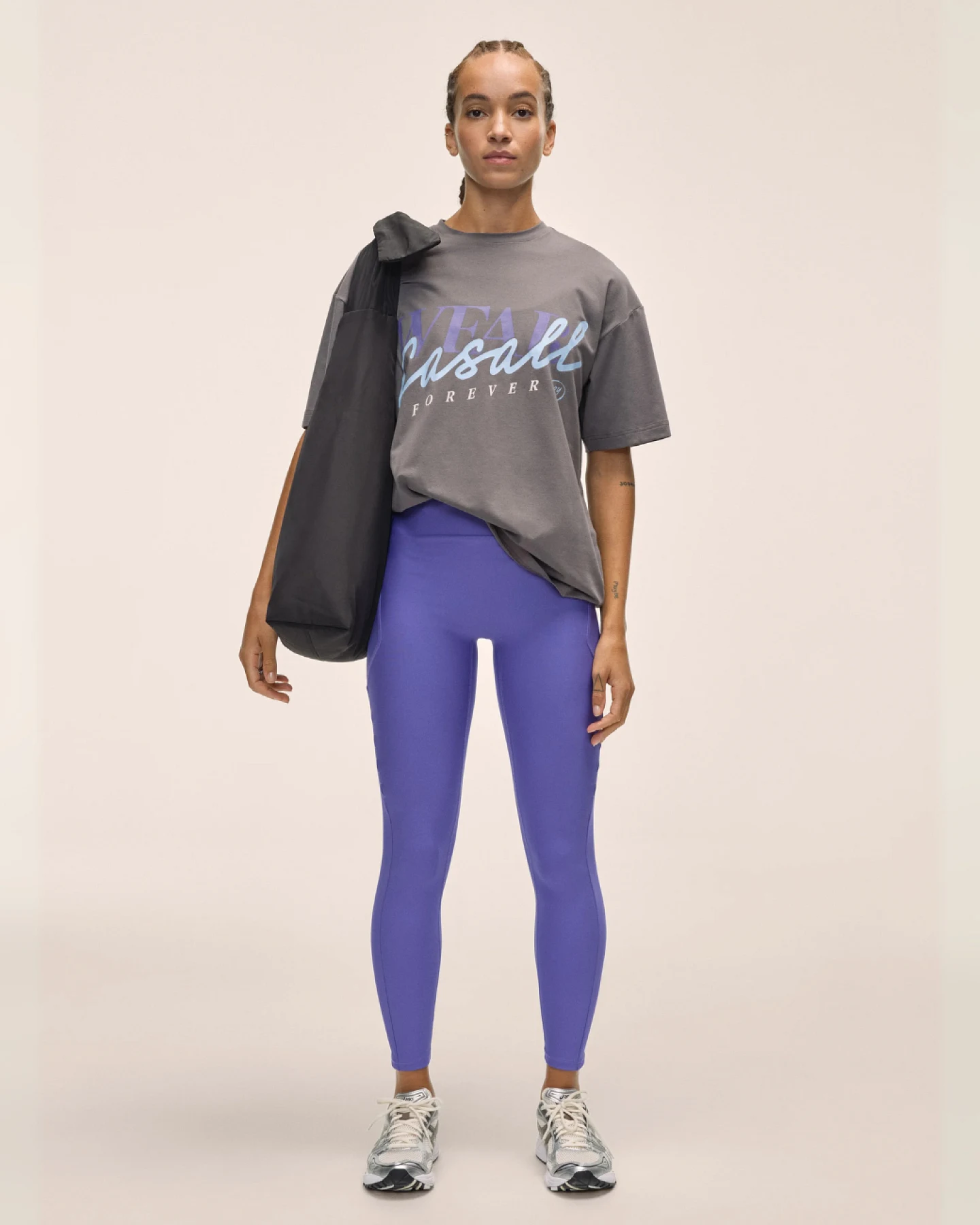 Casall Twist Cut Out High Waist Tights Violet Pulse S – Ansicht 4