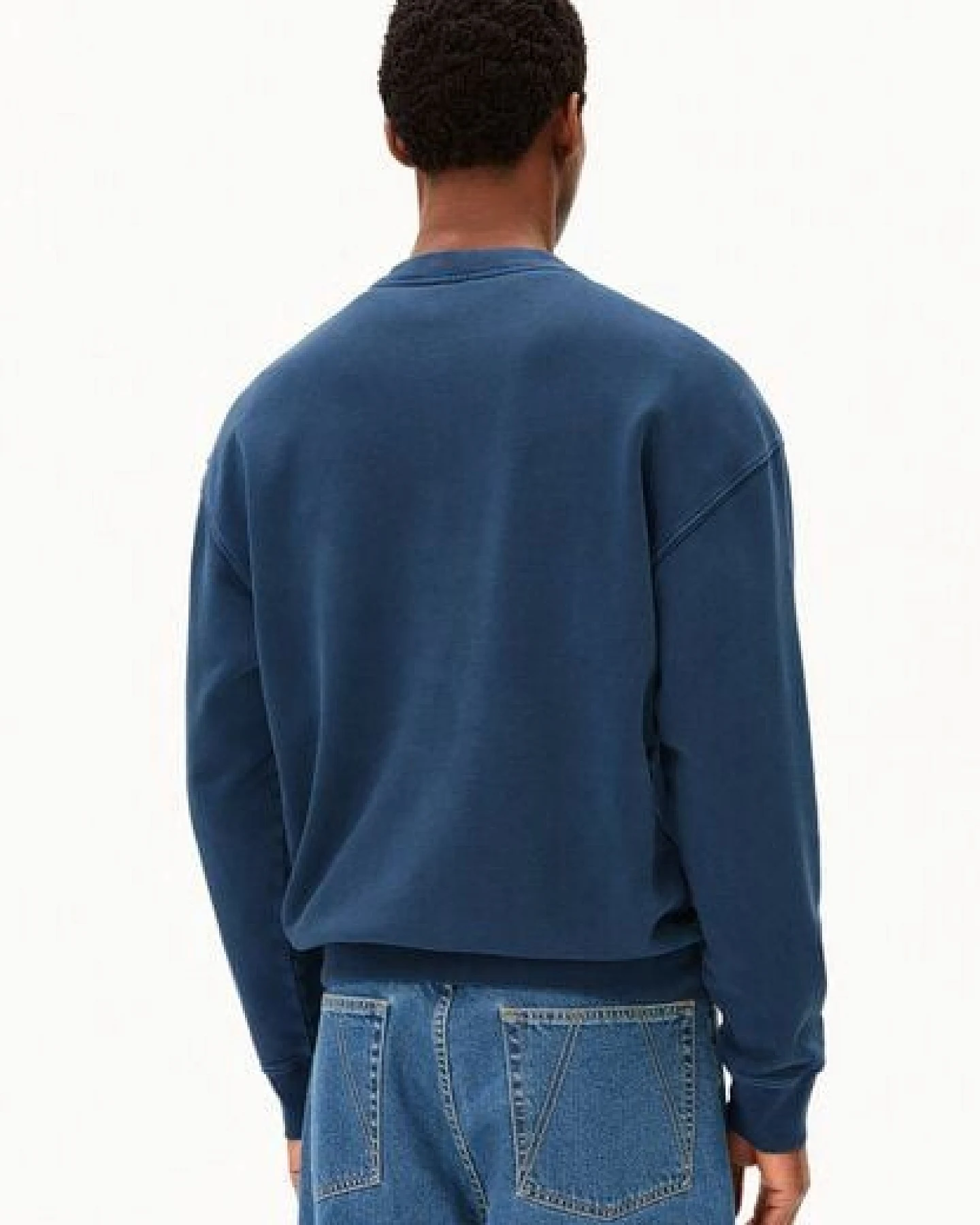 ARMEDANGELS ICONIC Å GMT DYE Herren Pullover aus Bio-Baumwolle – Ansicht 2