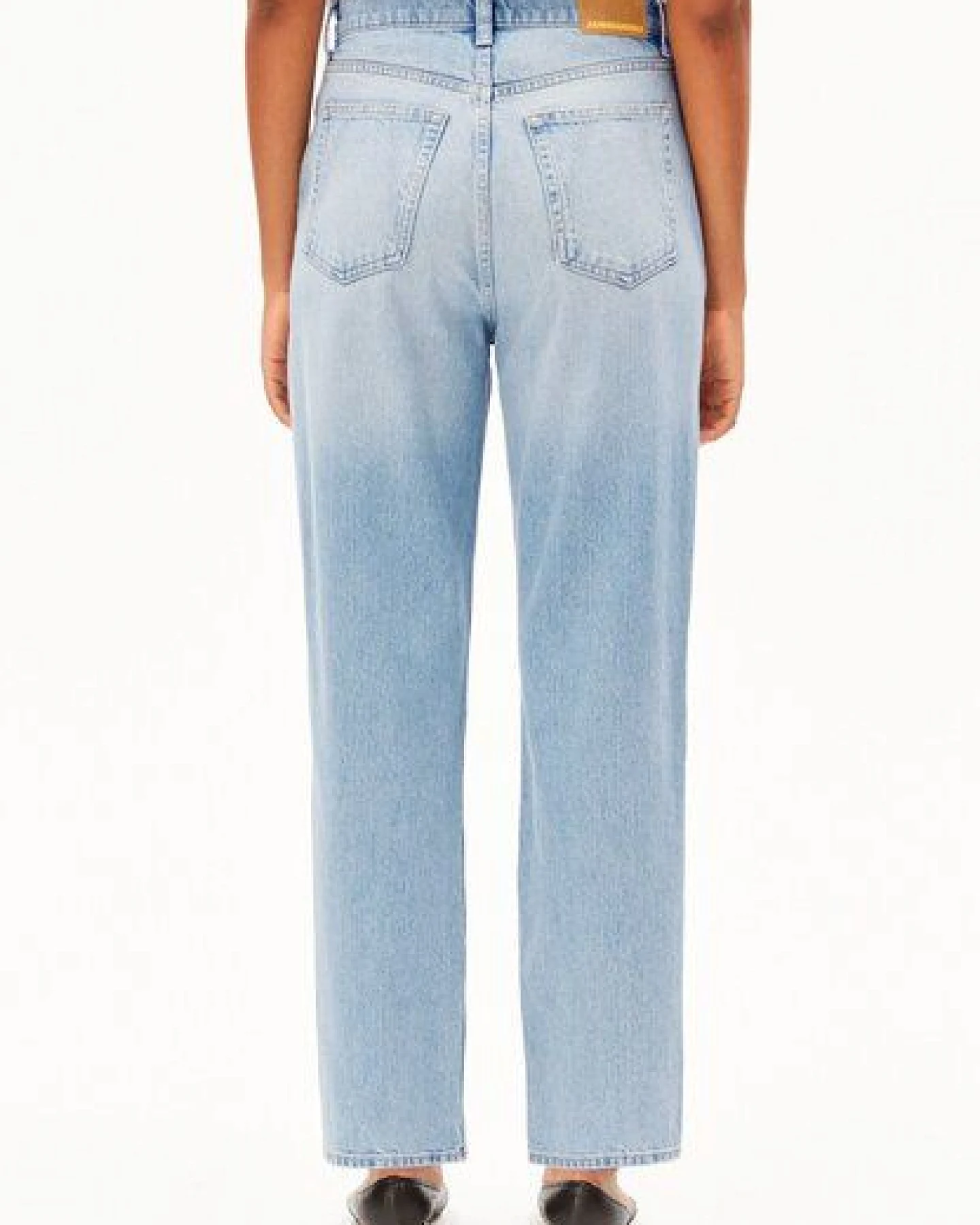 ARMEDANGELS AAIKALA Damen Straight Jeans High Waist aus recycelter Baumwolle – Ansicht 2