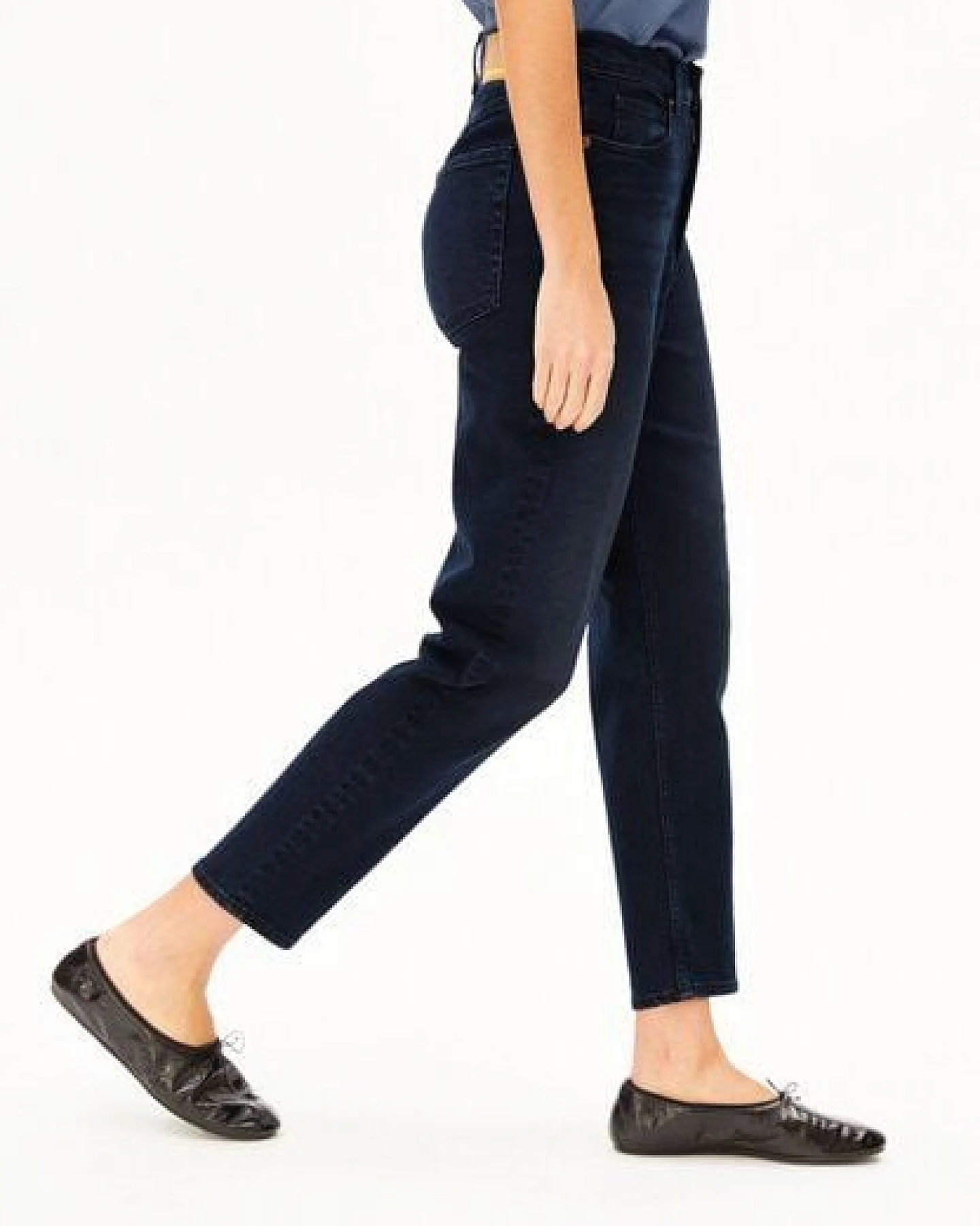 ARMEDANGELS MAIRAA Damen Jeans aus recyceltem Baumwoll Mix Comfort Stretch – Ansicht 4
