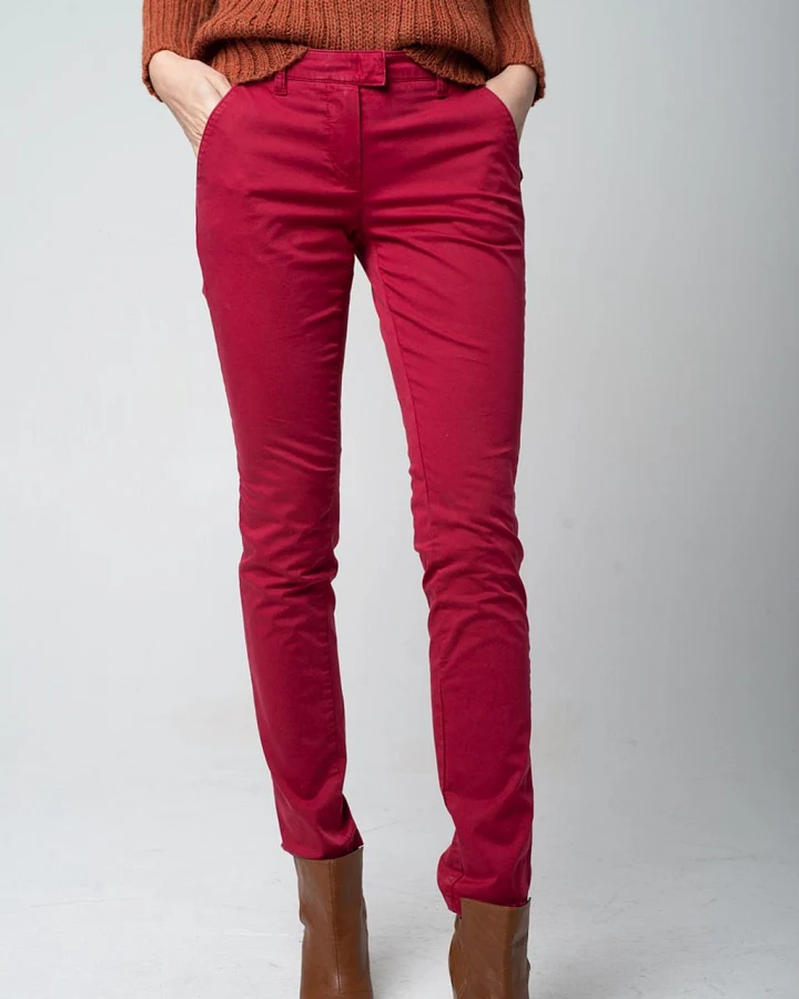 Chino Deep Red 36