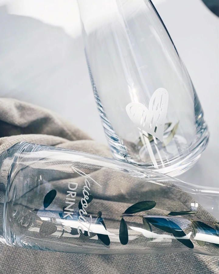 Karaffe Glas Gravur - Herz-Motiv
