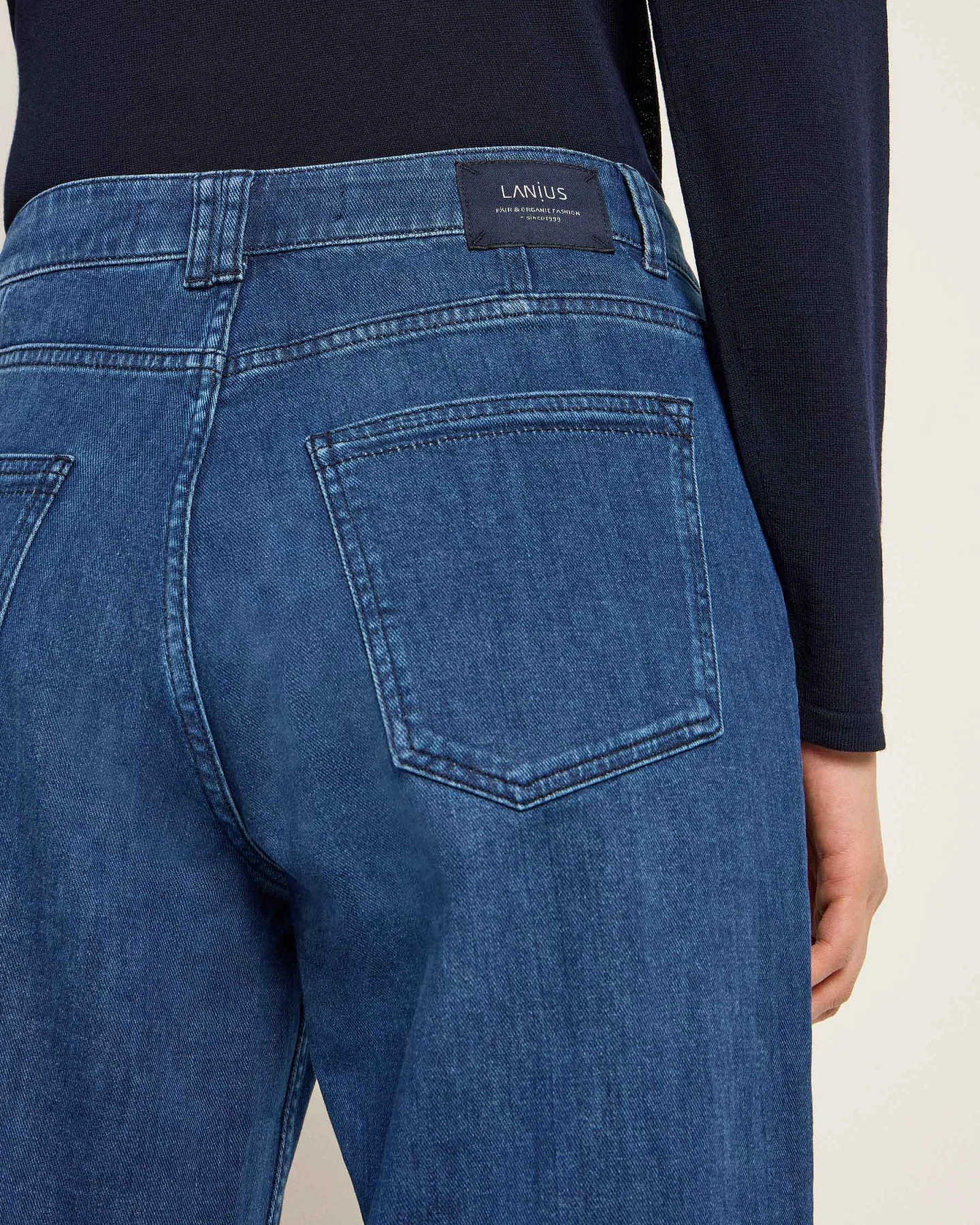 Relaxed Jeans mit aufgesetzten Taschen (GOTS) – Ansicht 4
