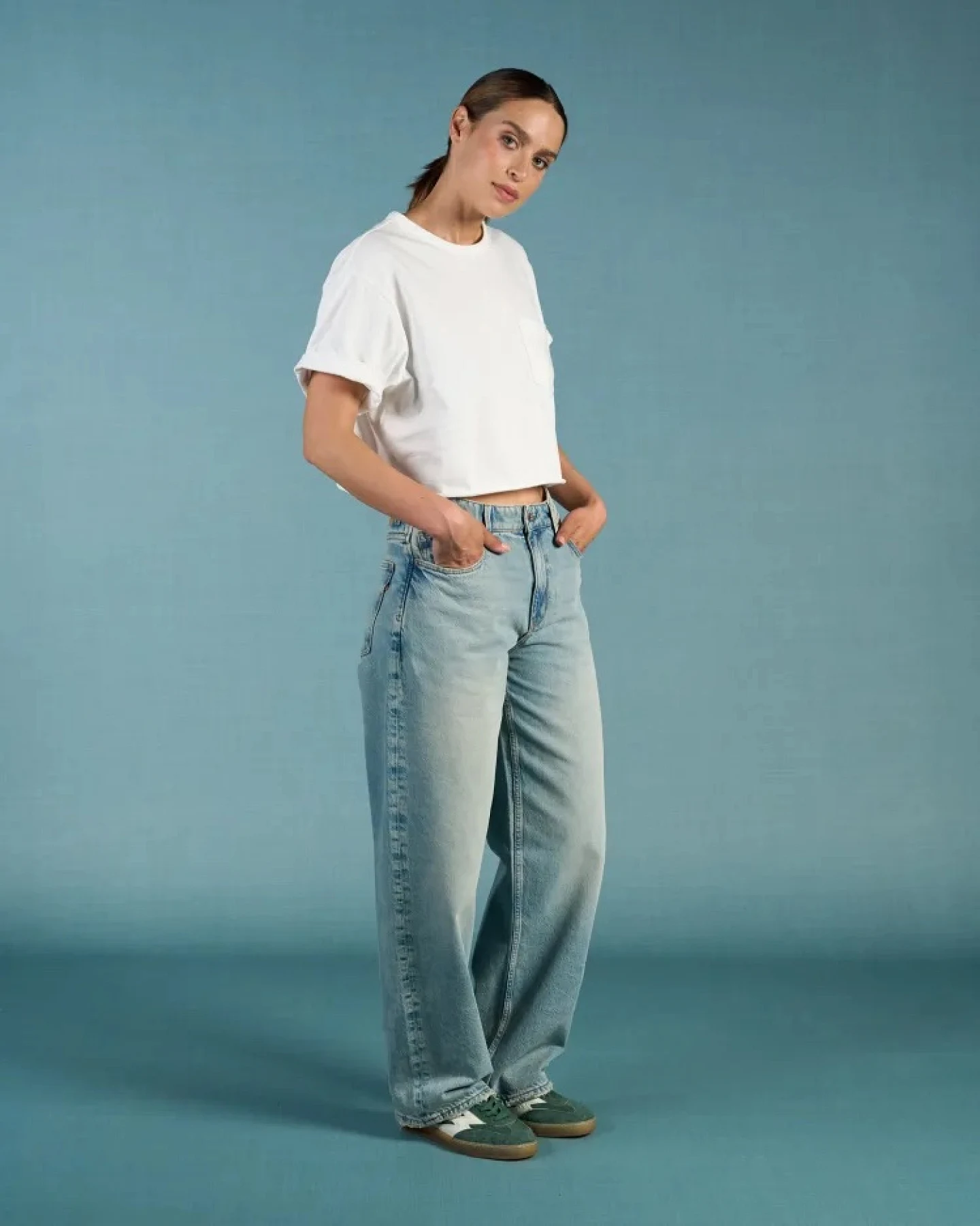 Kuyichi Damen vegan Jeans Lucy Loose Vintage Blue – Ansicht 2