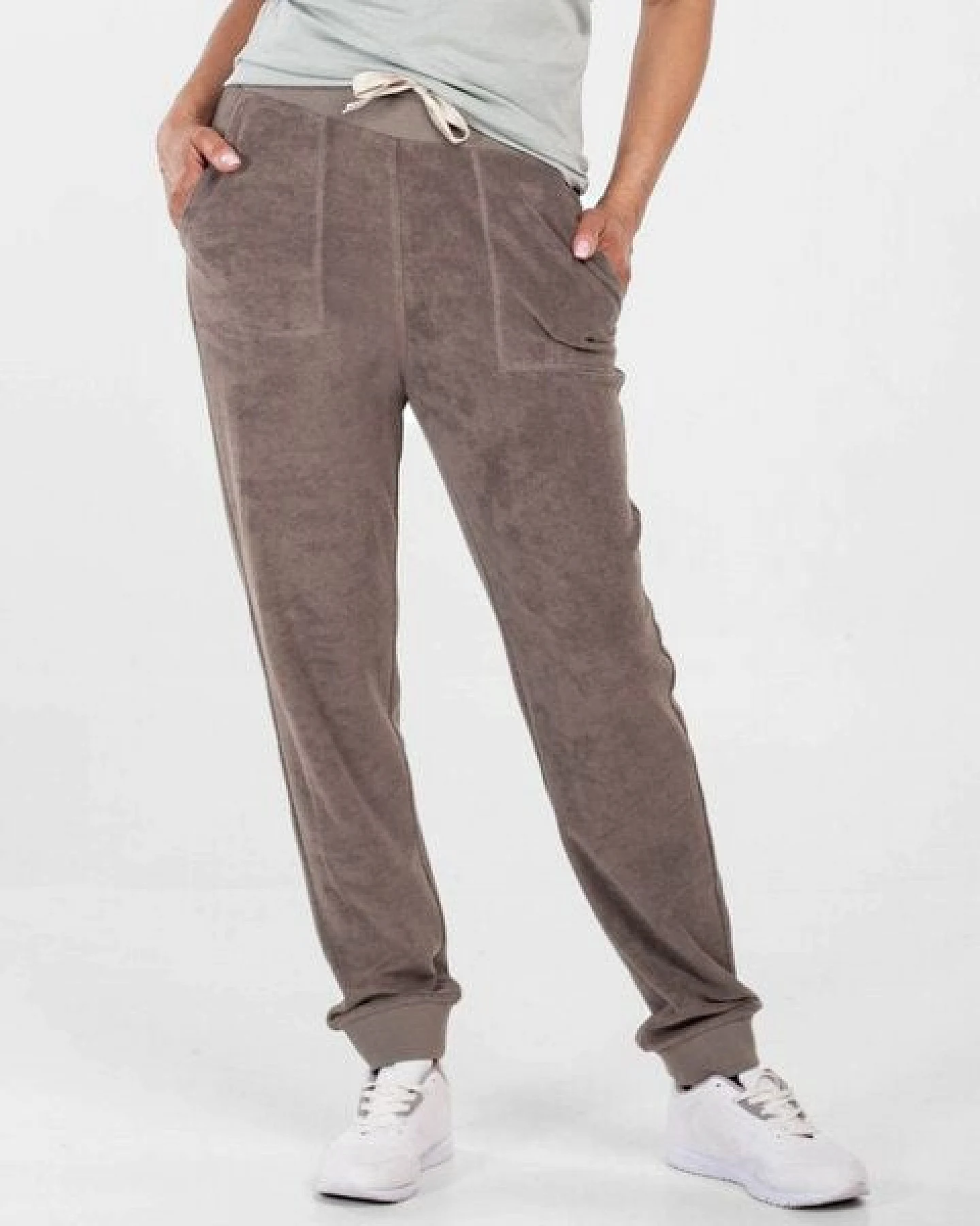 Alma & Lovis Frottier Jog-Pants aus Bio-Baumwolle – Ansicht 2