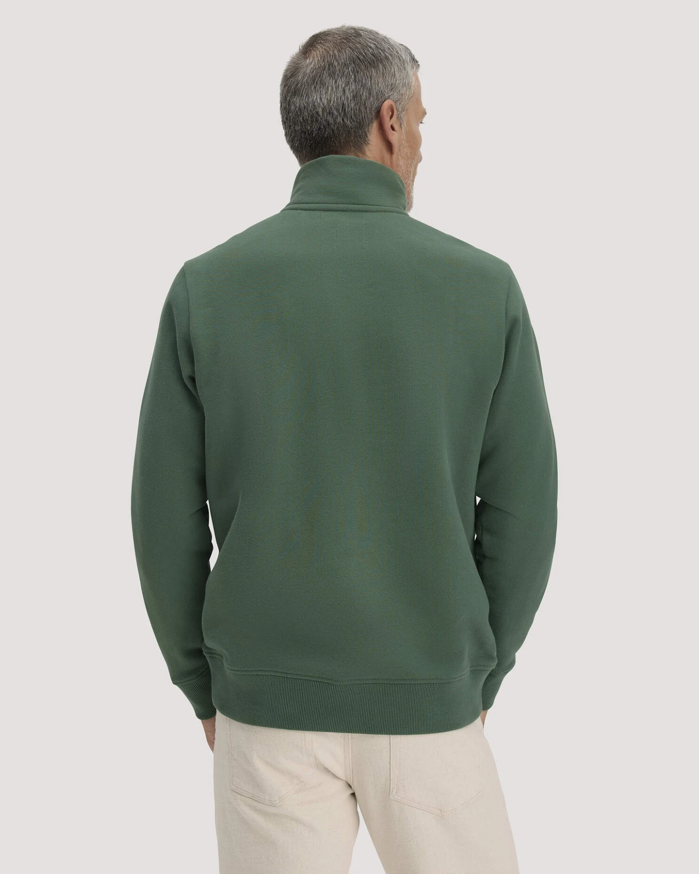 hessnatur Herren Sweat Troyer Regular BETTER RECYCLING aus Bio-Baumwolle - grün - Größe L – Ansicht 3