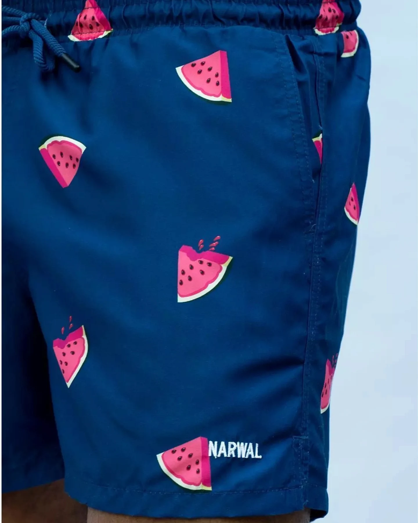 Narwal Herren vegan Badeshorts Watermelon Print Blau – Ansicht 2