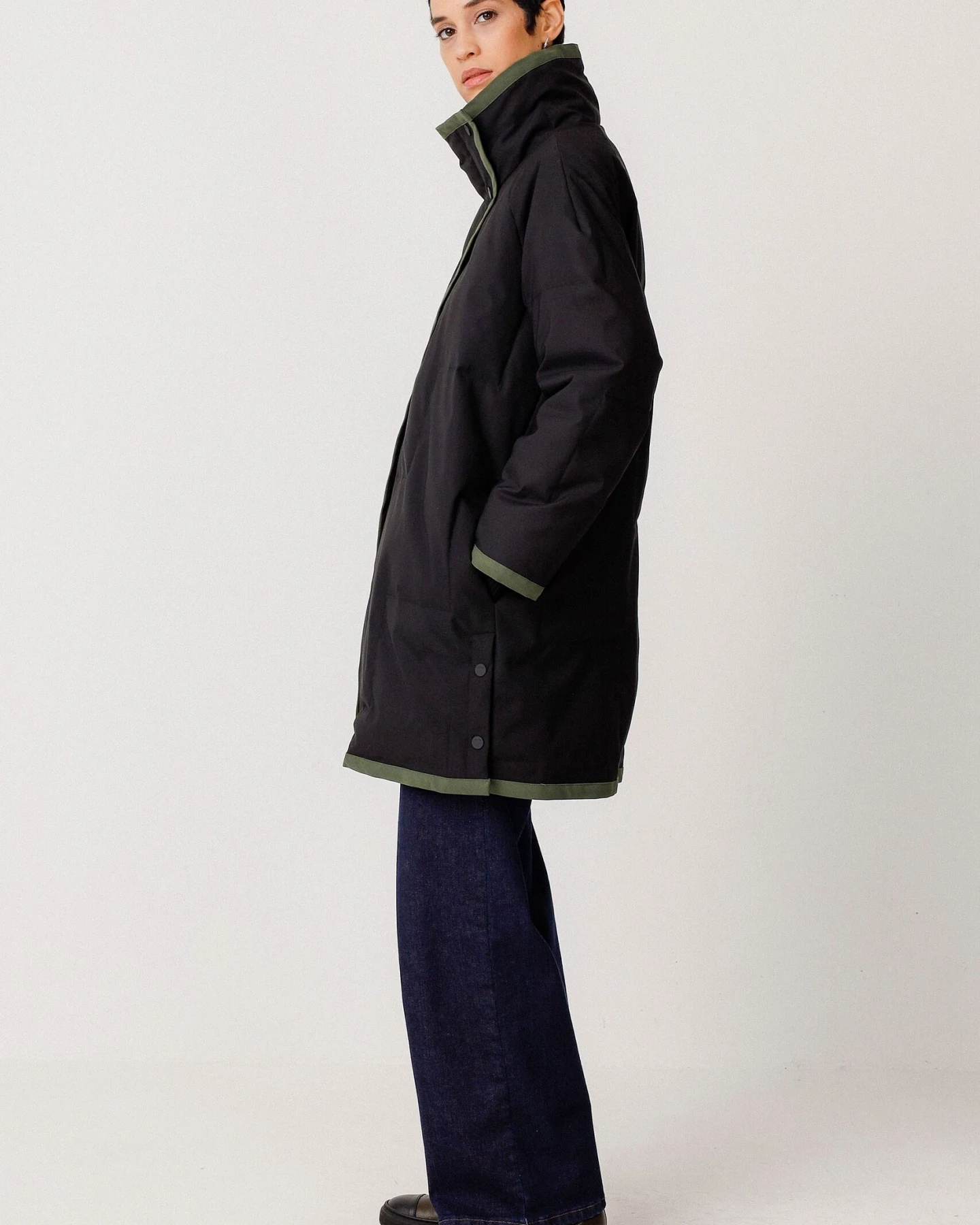 SKFK Damen vegan Jacke Mit Übergroßem Kragen Sorkun Schwarz – Ansicht 2