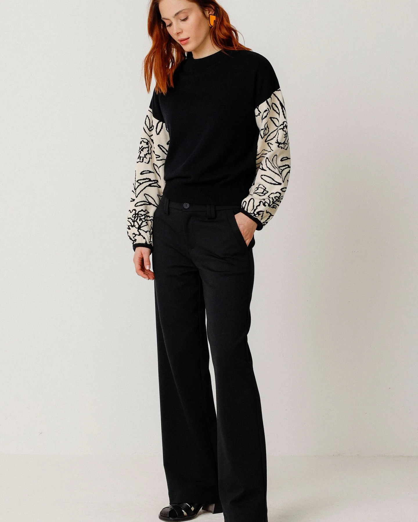 SKFK Damen vegan Pullover Aitza Schwarz – Ansicht 2