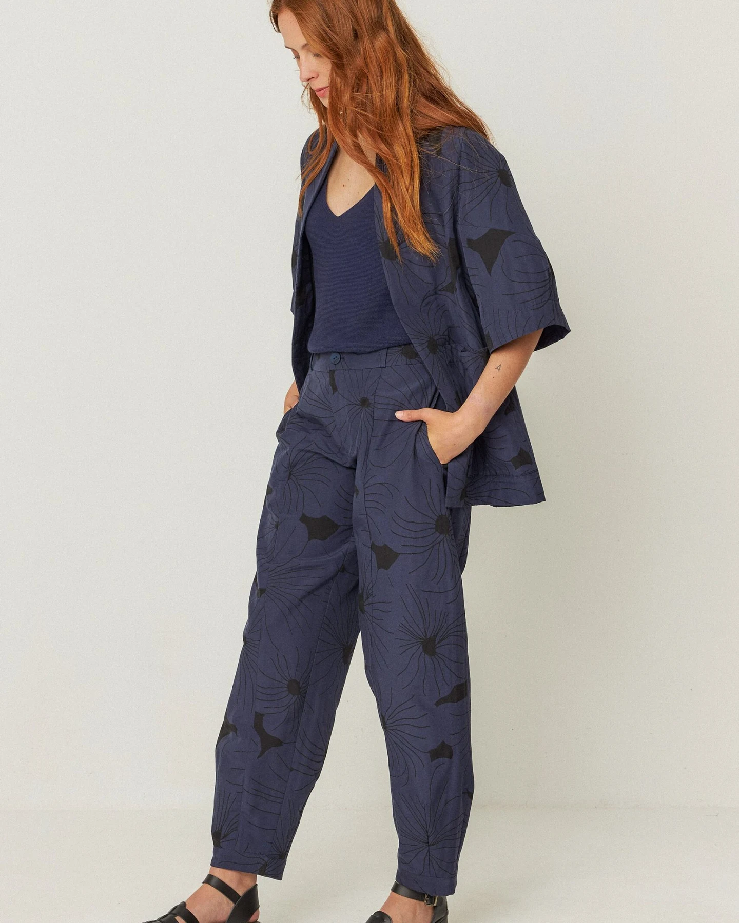 SKFK Damen vegan Blazer Kanala Marineblau – Ansicht 2