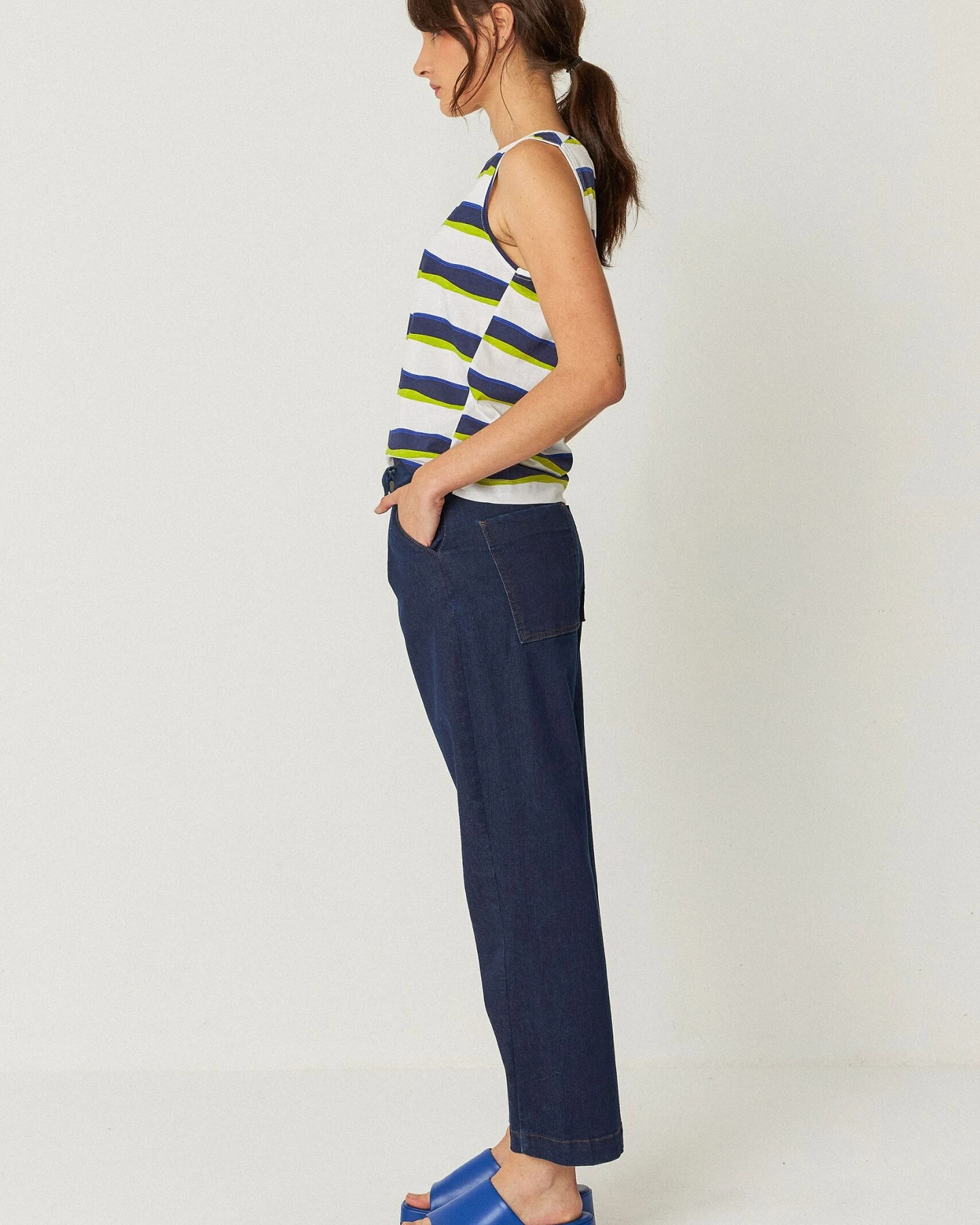 SKFK Damen vegan Hose Amata Blau – Ansicht 2