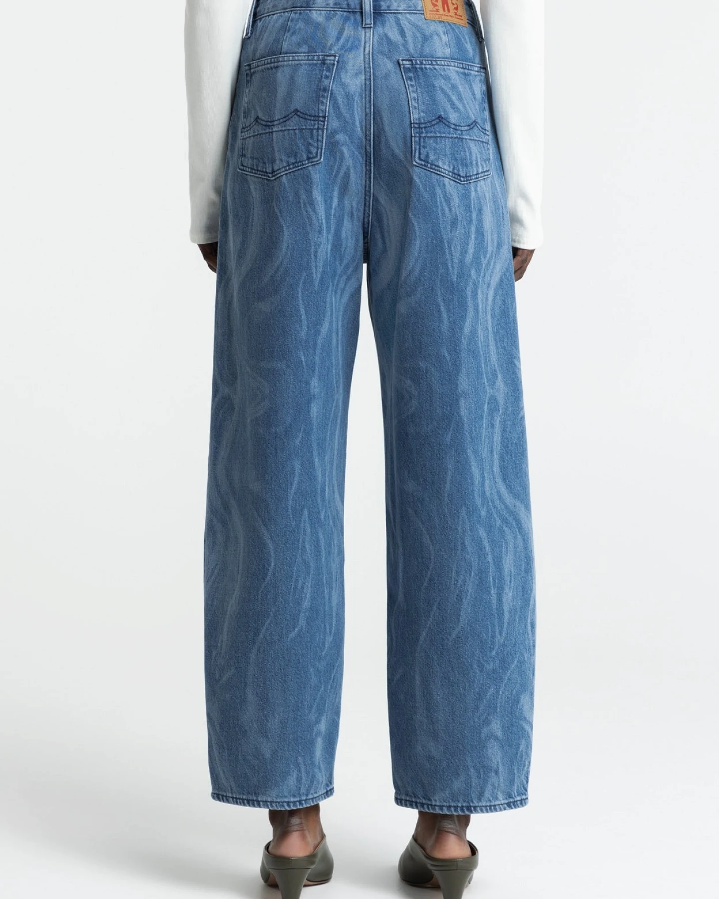 Kings of Indigo Damen vegan Jeans Leila Elliot Laser Blue – Ansicht 2
