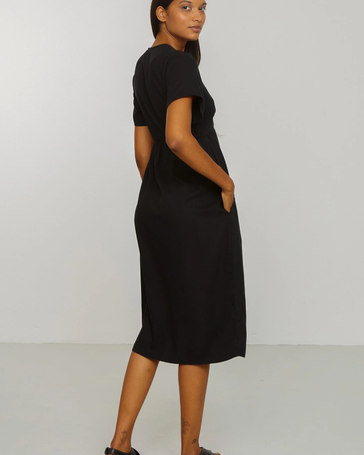 Kleid Fittonia Schwarz – Ansicht 2