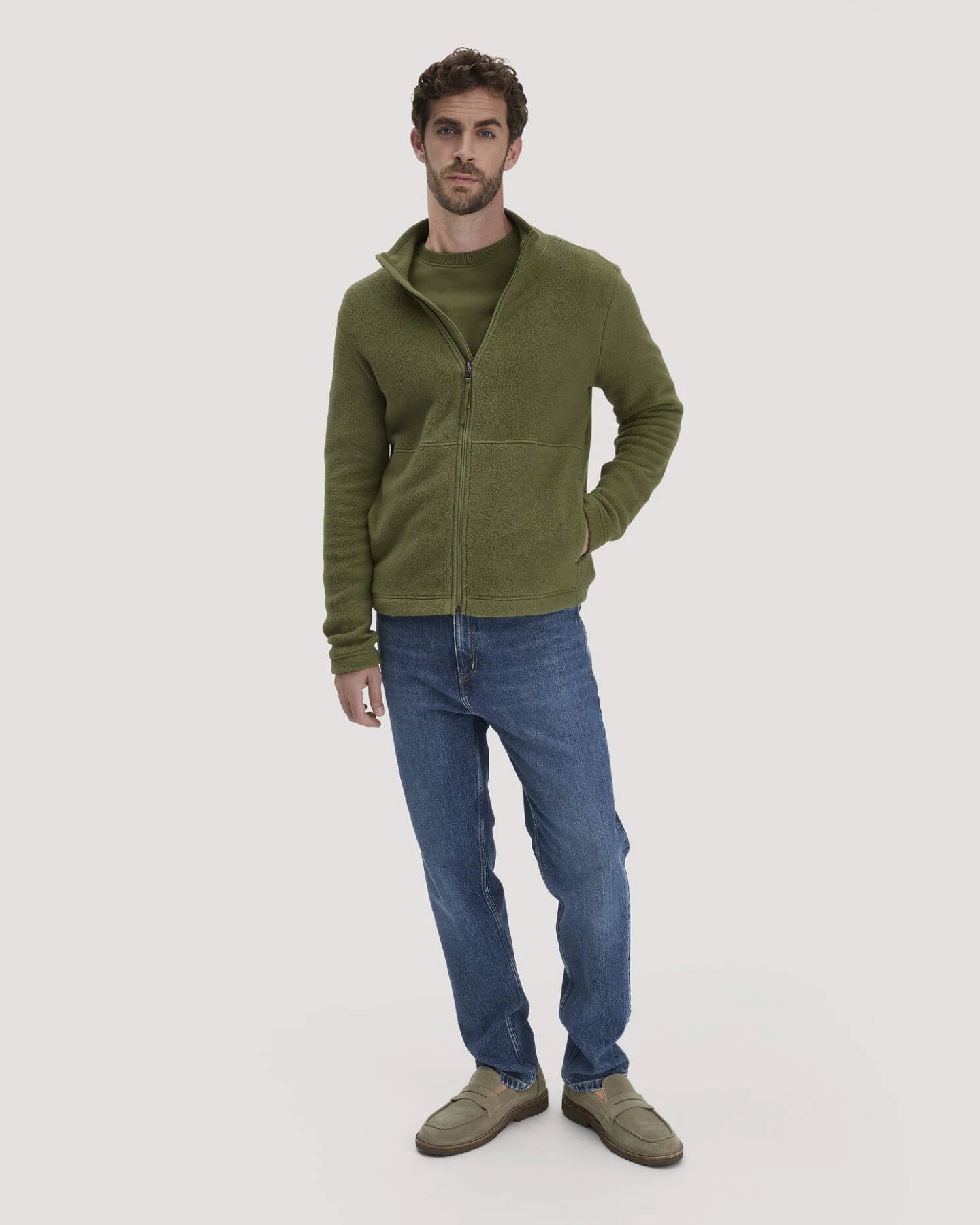 hessnatur Herren Fleece Jacke Slim aus Bio-Baumwolle - grün - Größe 52 – Ansicht 2