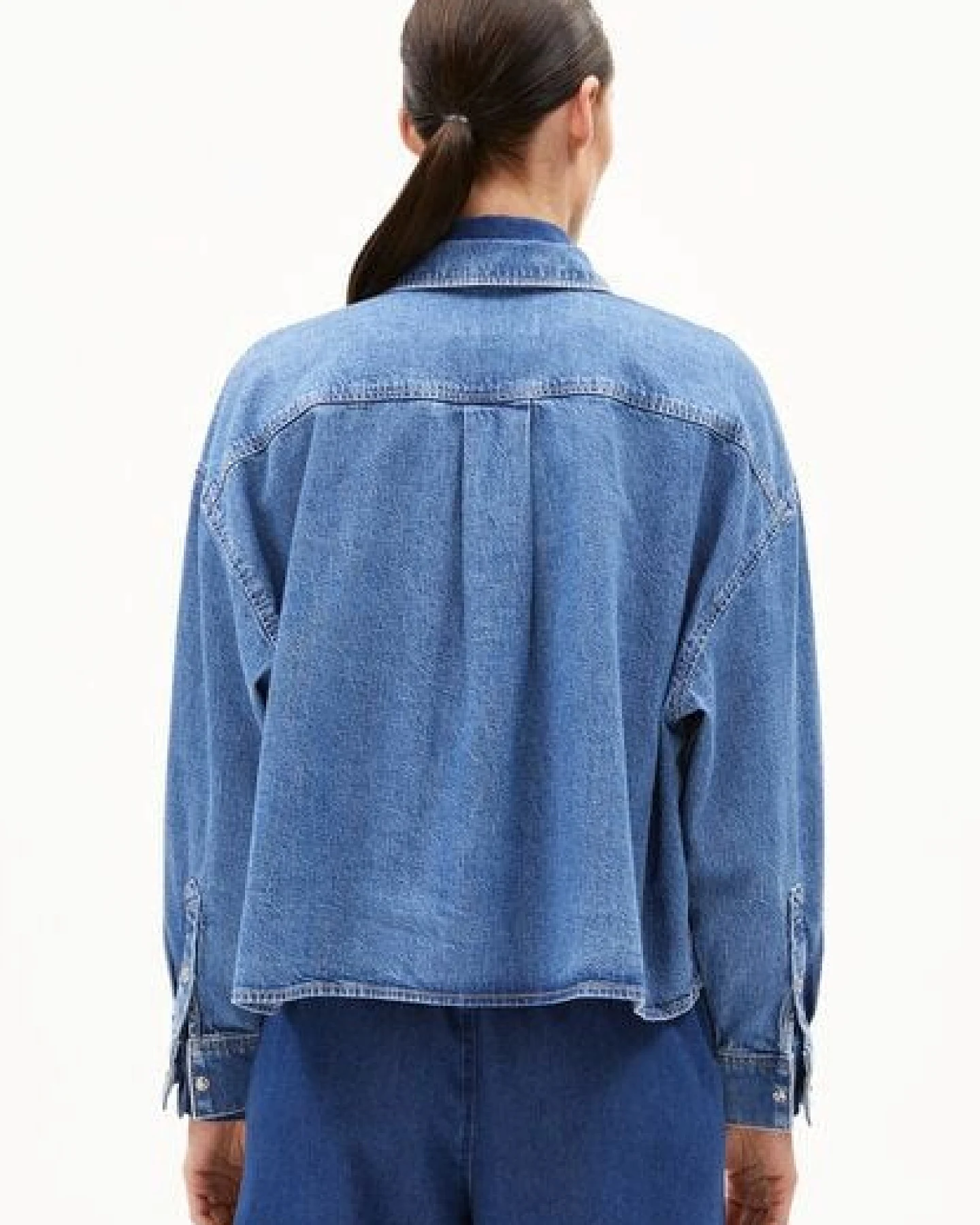 ARMEDANGELS NALAANI Damen Jeansbluse aus Bio-Baumwoll Mix – Ansicht 2