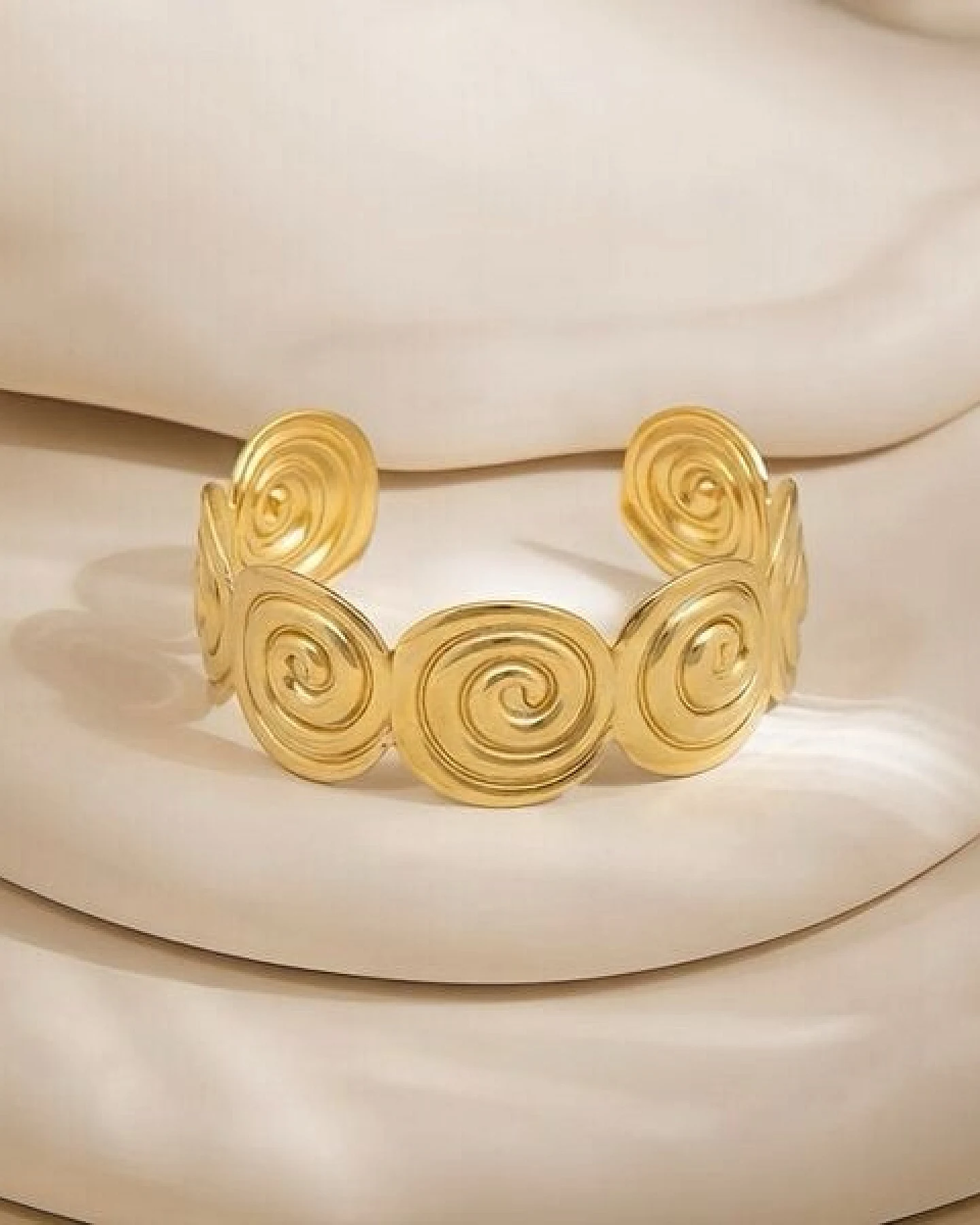 ELEKTROPULLI SPIRAL Armreif ca. 65 mm x 23 mm – Ansicht 2