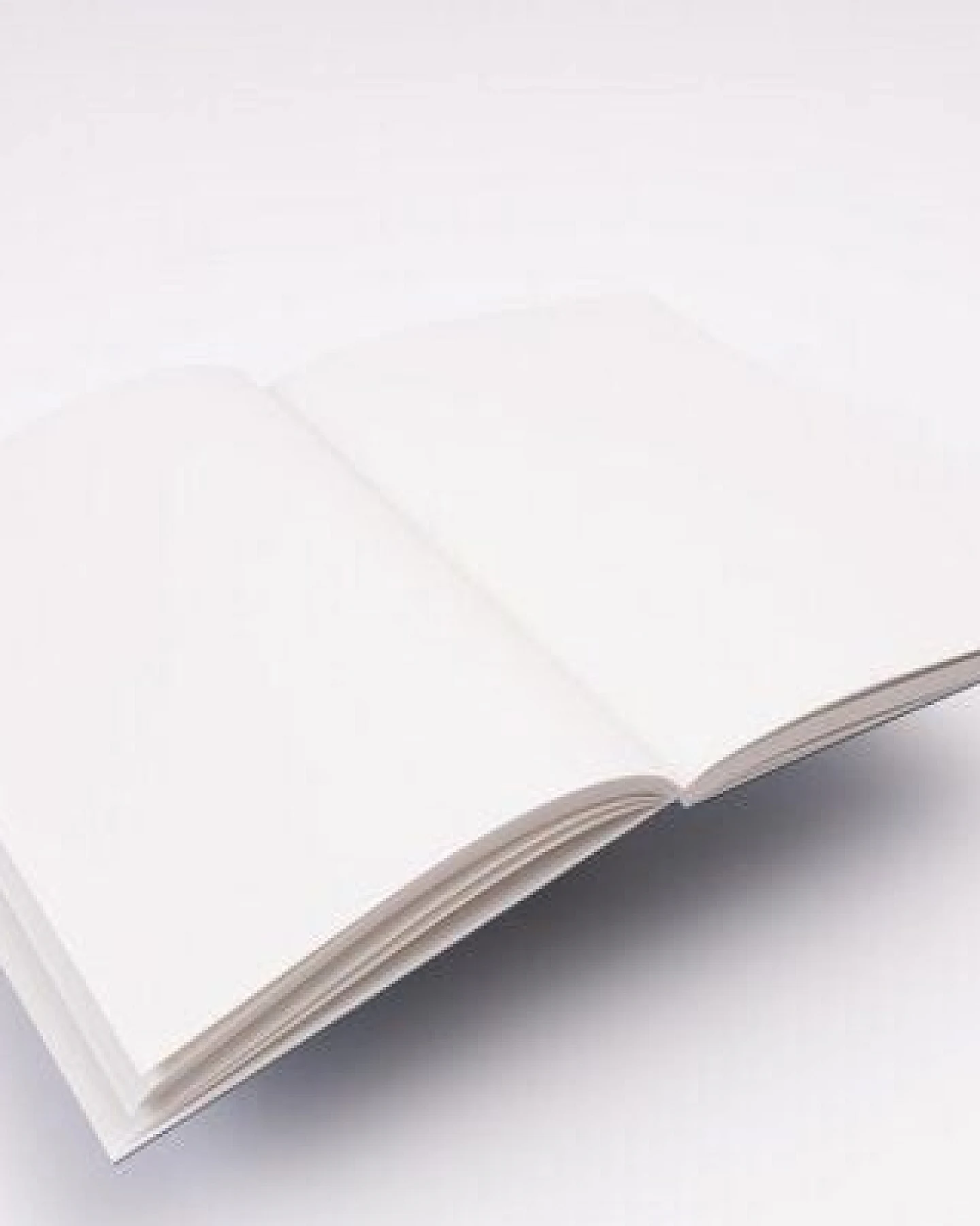 tyyp Notizbuch A5 blanko – Hardcover aus Recyclingkarton, 180°-Aufschlag – vegan & handgefertigt – Ansicht 3