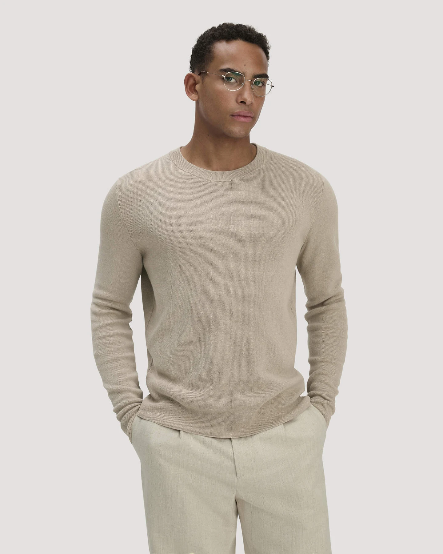 hessnatur Herren Milano Strick Pullover Regular aus Leinen mit Bio-Baumwolle und LENZING™ ECOVERO™ Viskose - beige - Größe M – Ansicht 2