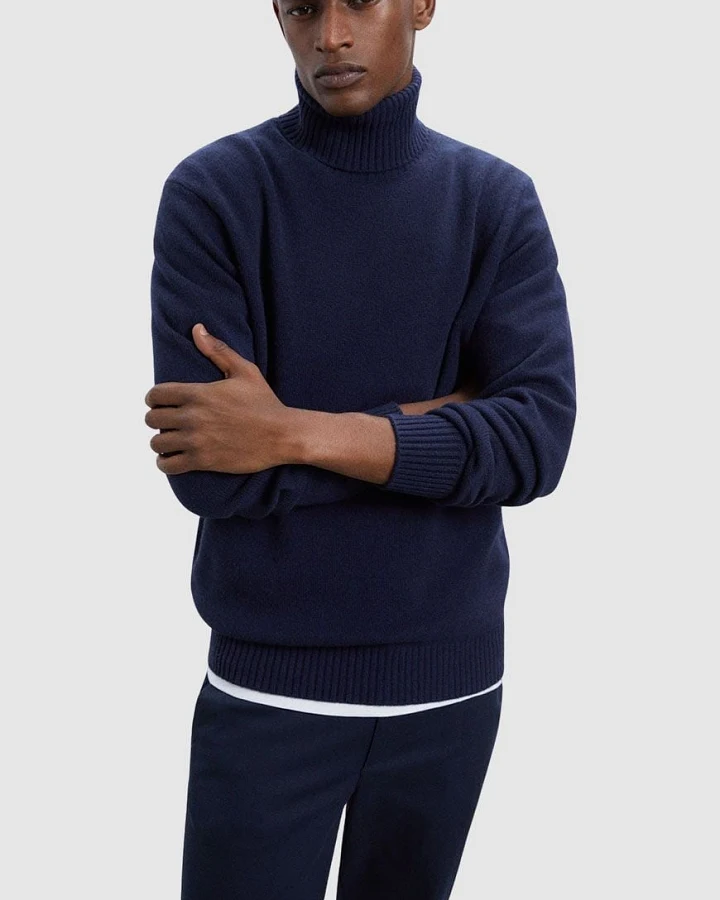 Brun Knit Man