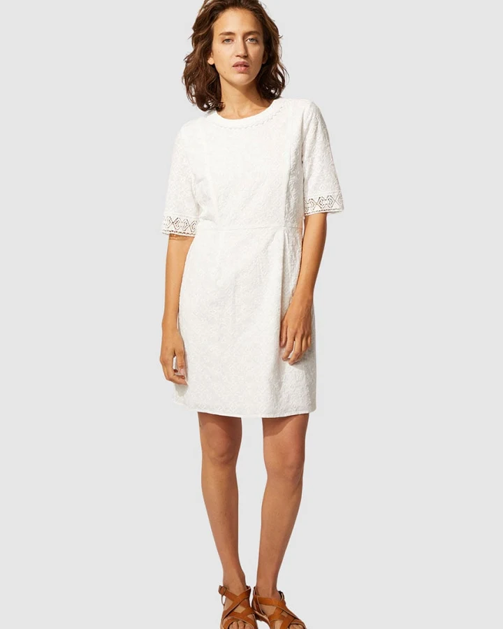 Robe Daena