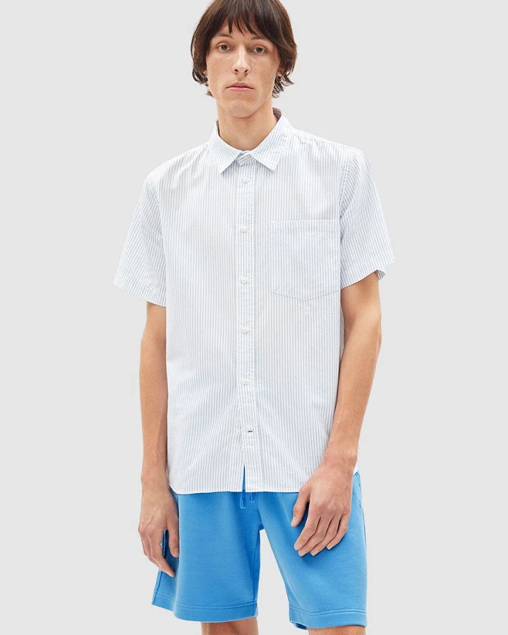 Blau