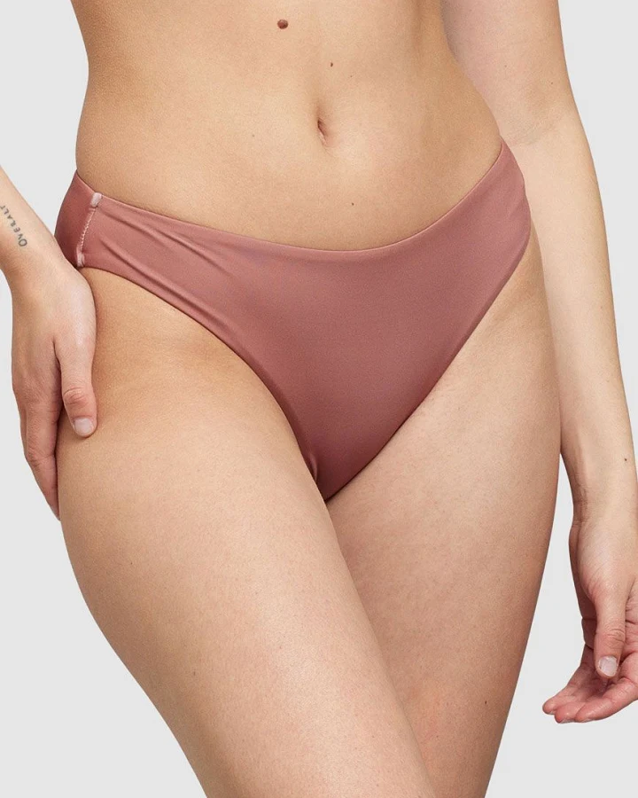Bikini Bottoms Sanda