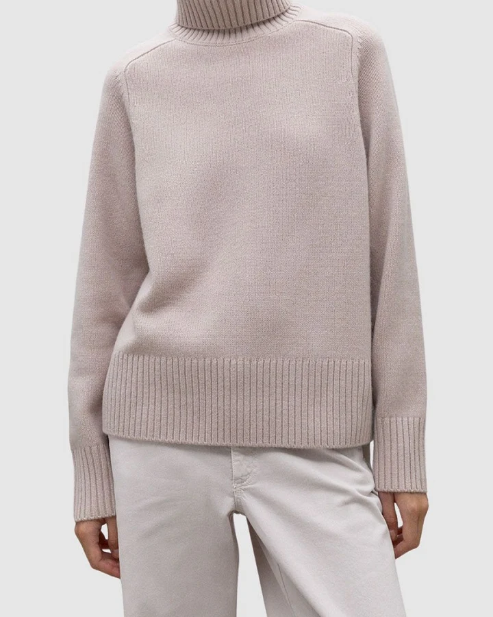 Caquialf Knit Woman