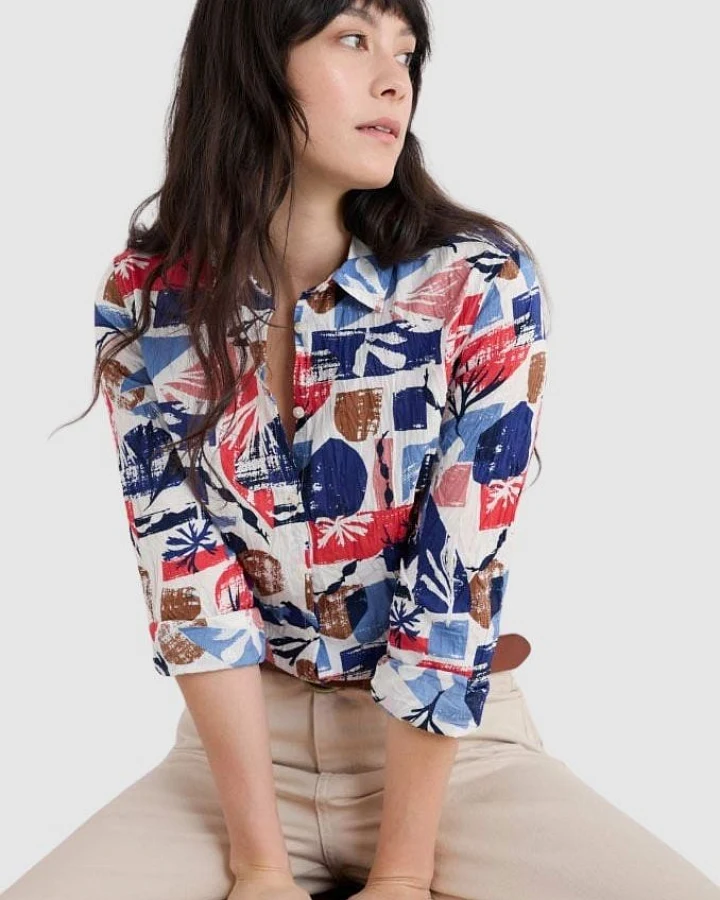 Larissa Shirt