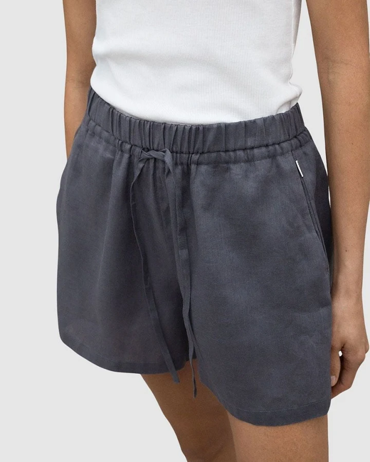 Yeraalf Linen Shorts Woman