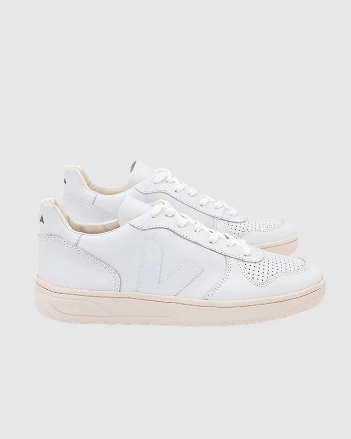 V10 Leather Extra White