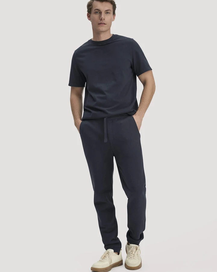 hessnatur Herren Sweathose TRIAS Relaxed BETTERRECYCLING aus Bio-Baumwolle - blau - Größe M
