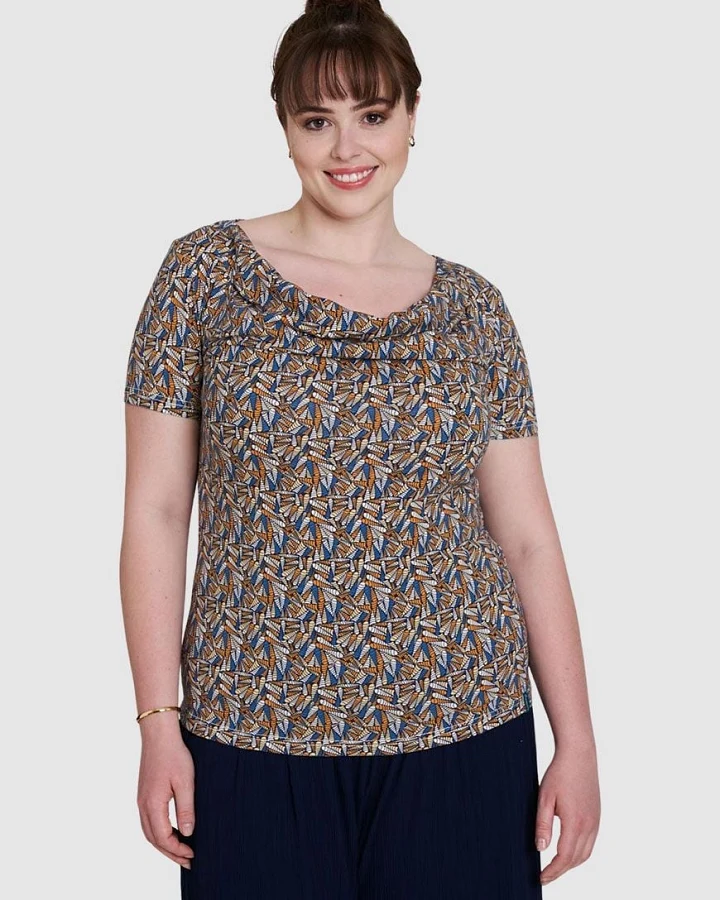 Shirt mit Wasserfallausschnitt