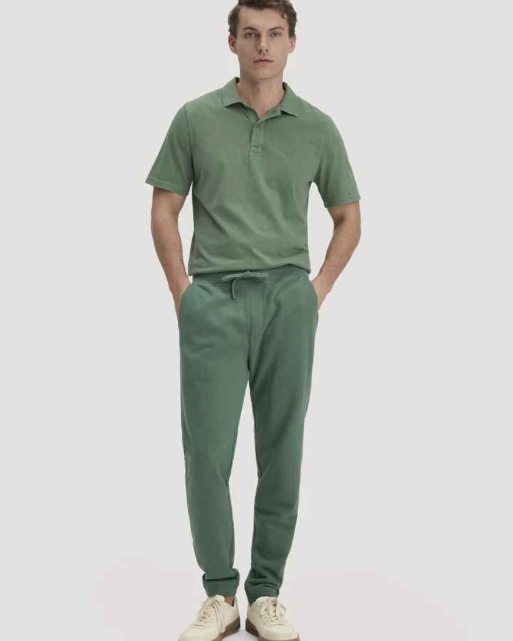 hessnatur Herren Sweathose TRIAS Relaxed BETTERRECYCLING aus Bio-Baumwolle - grün - Größe XL
