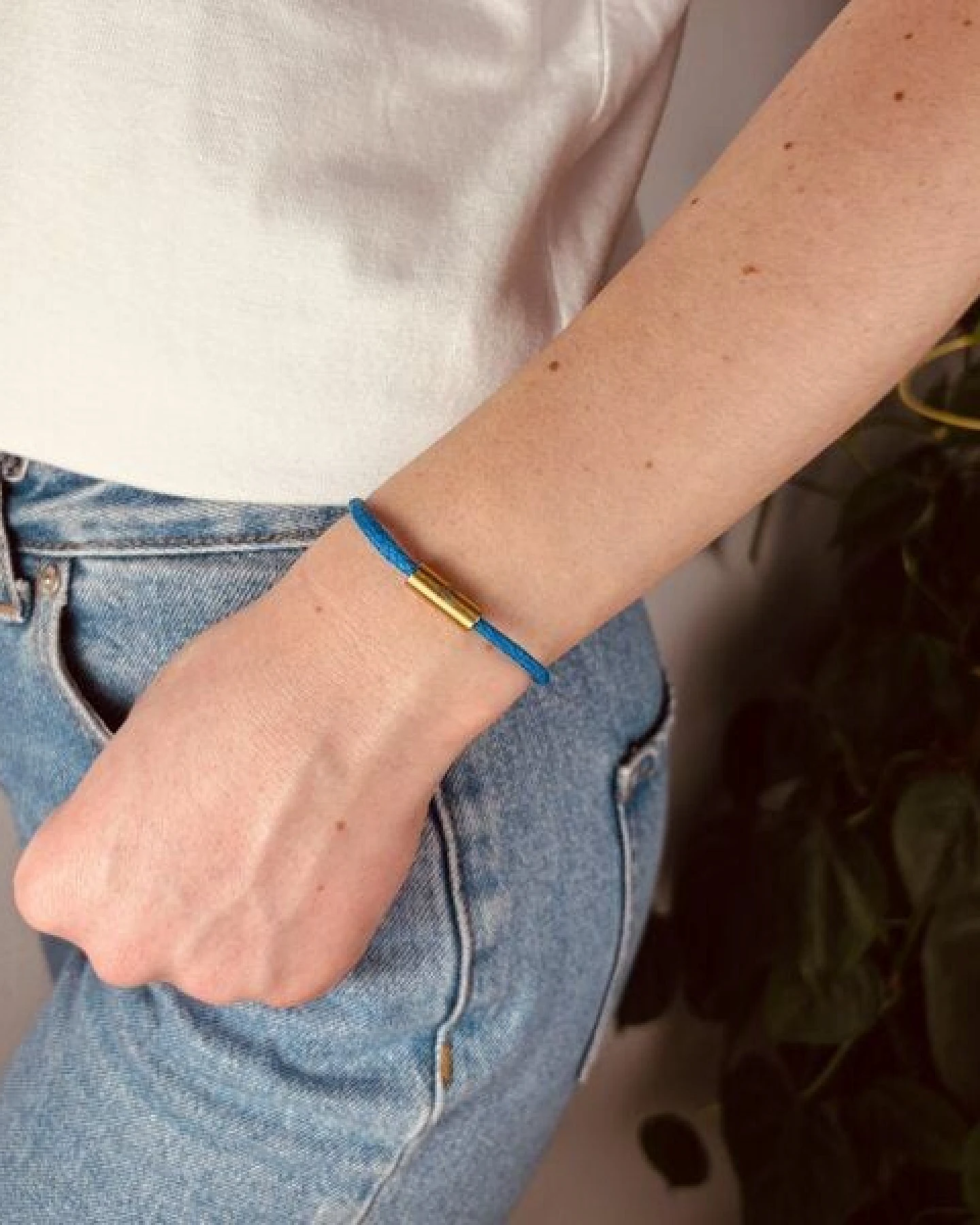 Purewater Upcycling-Geisternetzarmband mit gravierter Welle (Unisex) – Ansicht 3