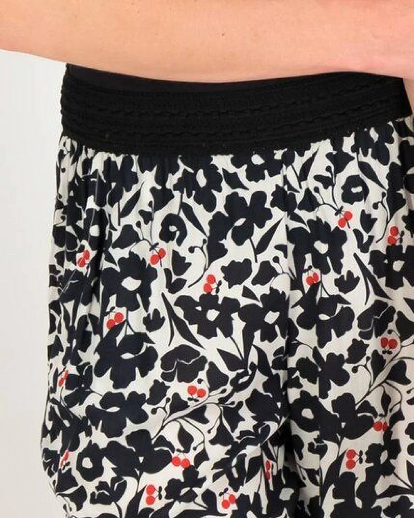 Blutsgeschwister Sommerhose Flatterby Oval - Modern Flowerbomb – Ansicht 2