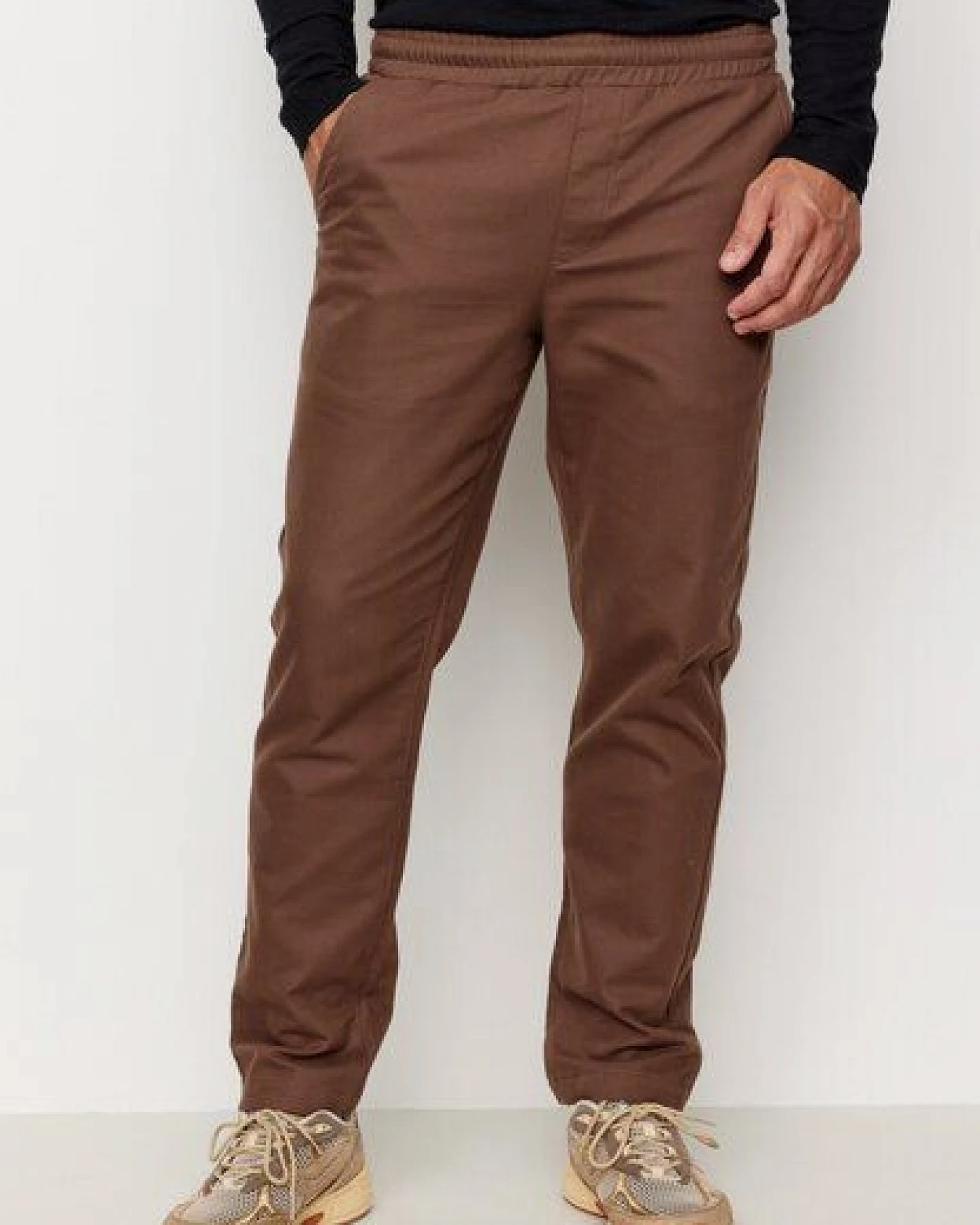 Herren Chino aus Bio-Baumwolle - TAMARIND - recolution – Ansicht 2