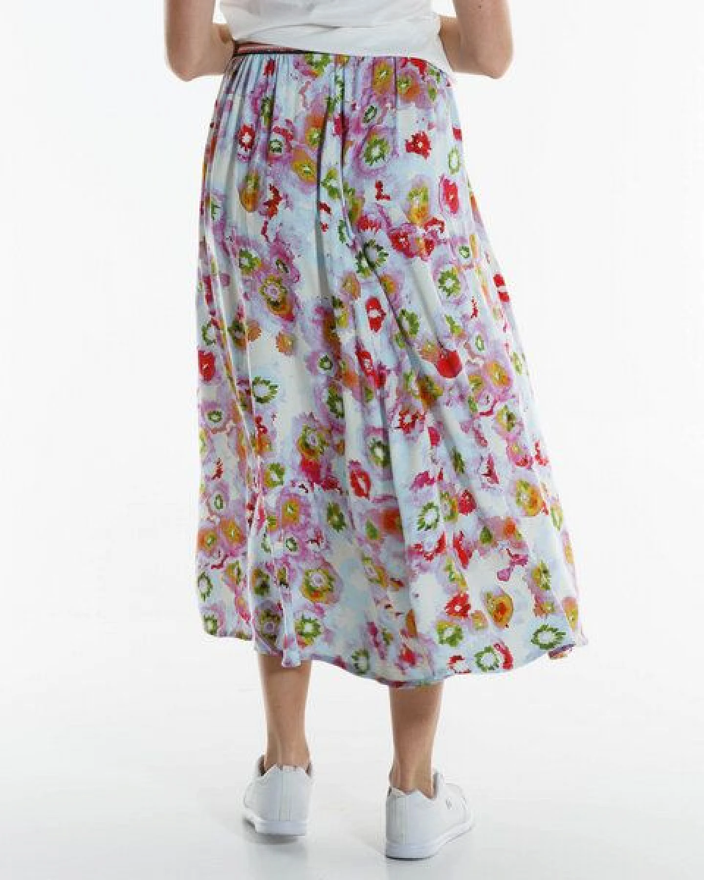 Alma & Lovis Maxi Rock mit Blütenprint auf EcoVero – Ansicht 4