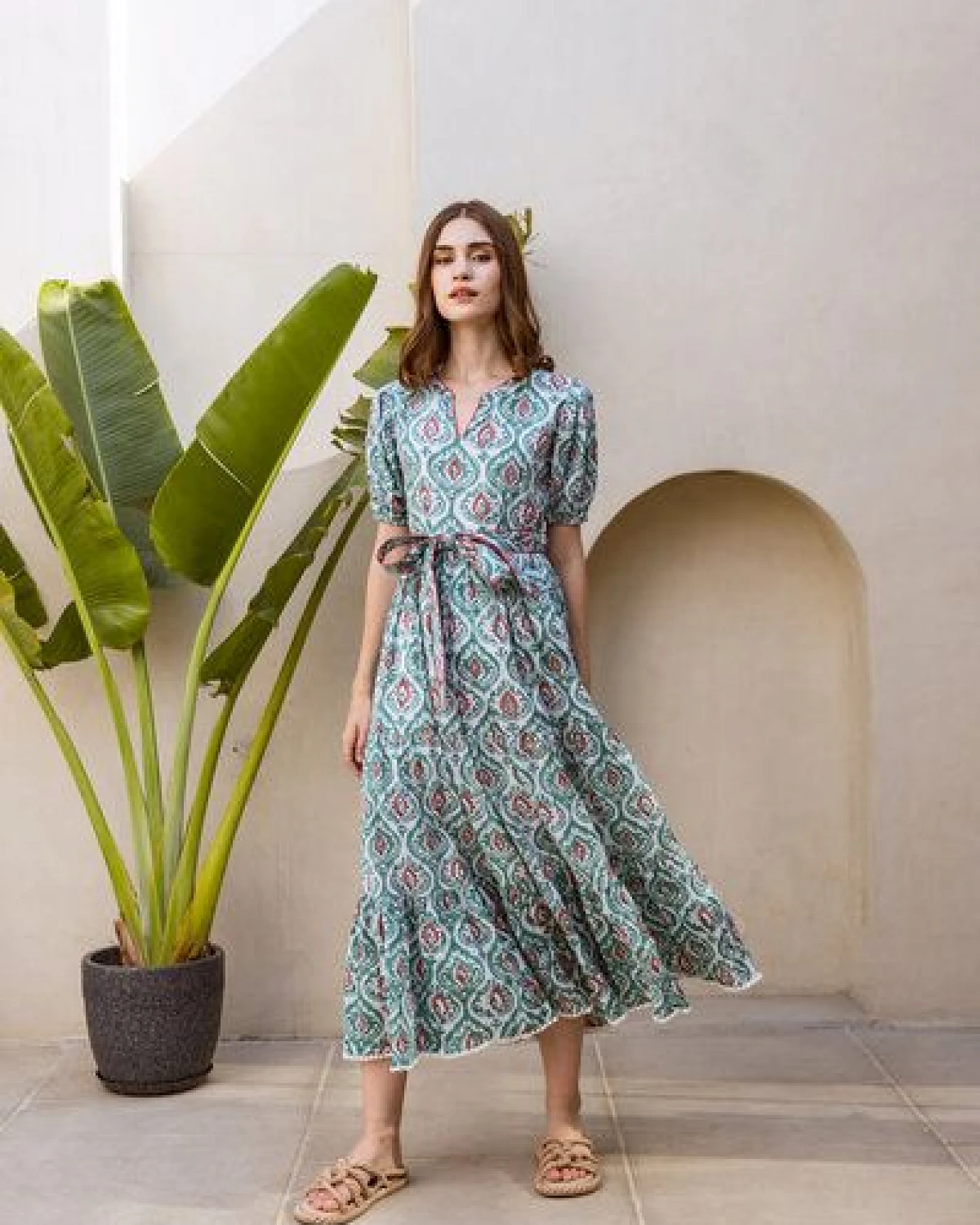Haus of Namaste Maxikleid petrol-weiß „Earthy Elegance" handblockbedruckt 100% Bio-Baumwolle – Ansicht 2
