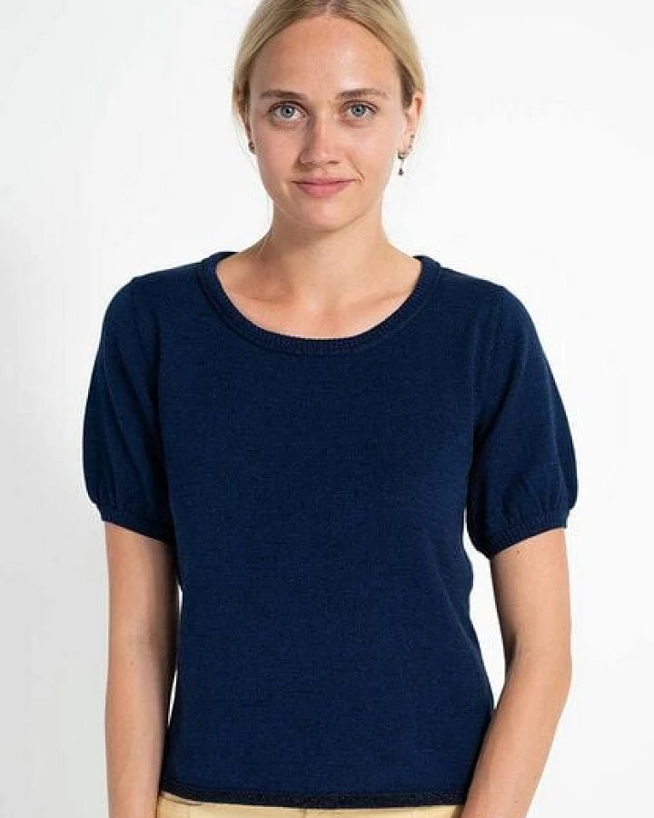 Blau