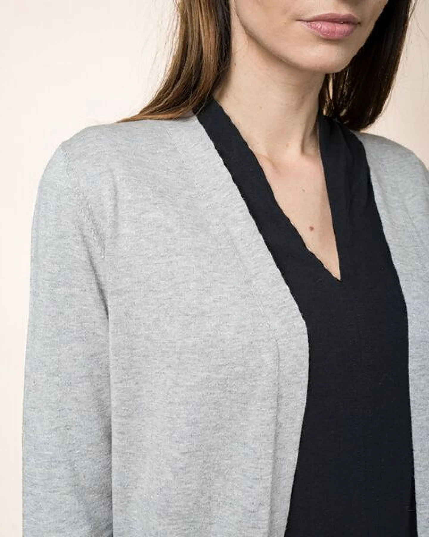 Alma & Lovis Lange Strickjacke aus Bio-Baumwolle "Long Jacket" – Ansicht 2